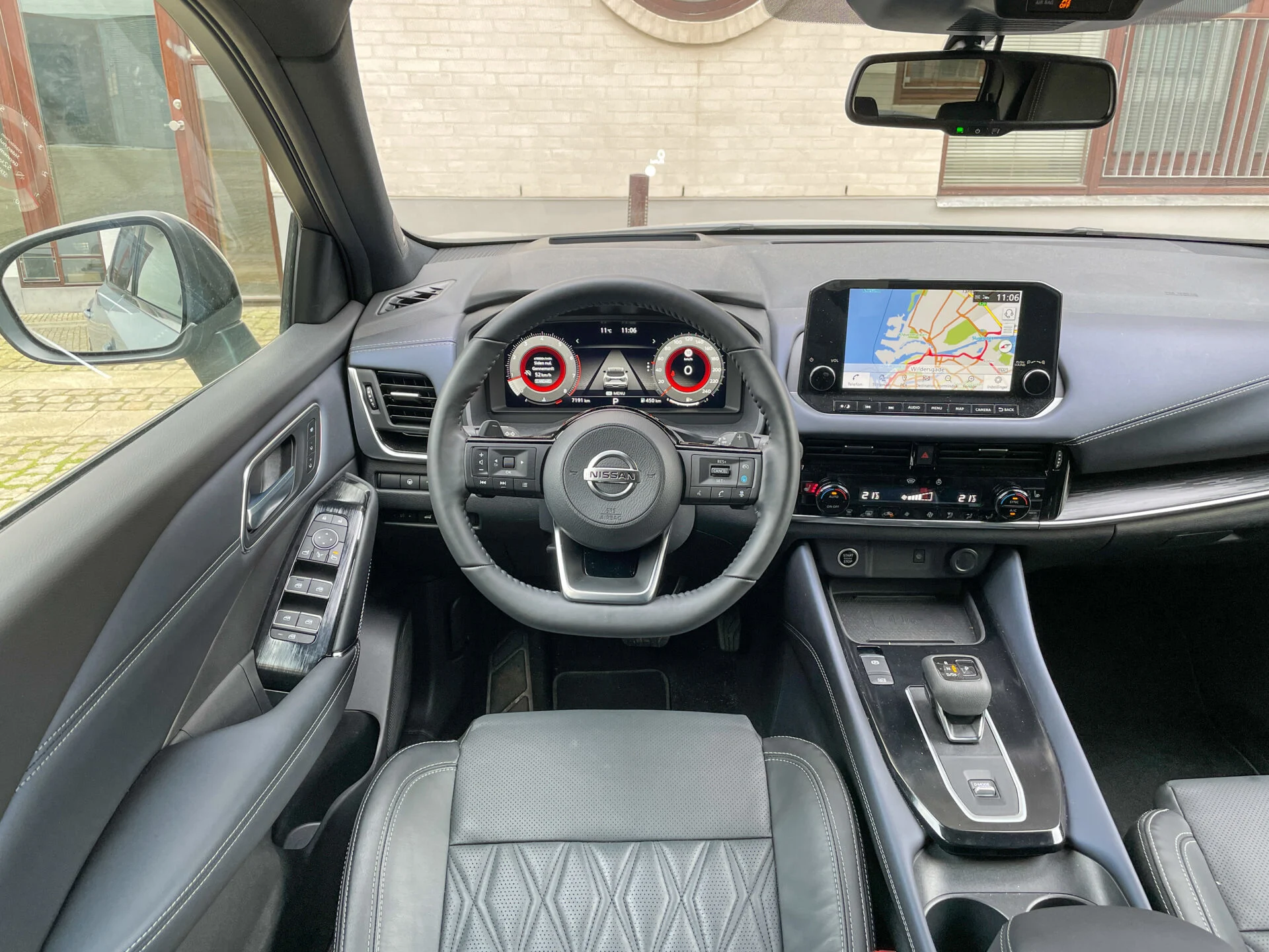 S-Cross vs Qashqai-07