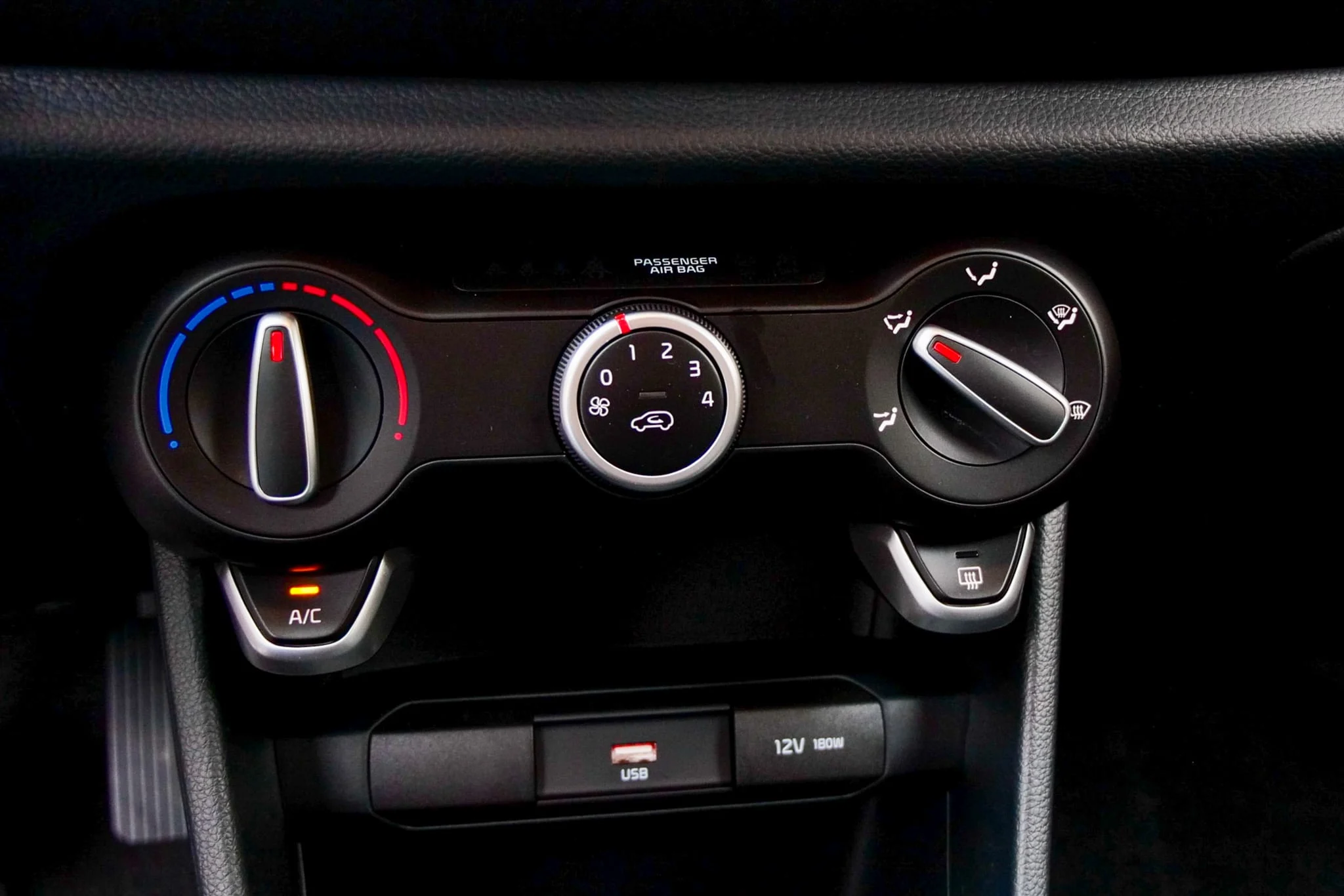 Kia Picanto – Interiør (4)