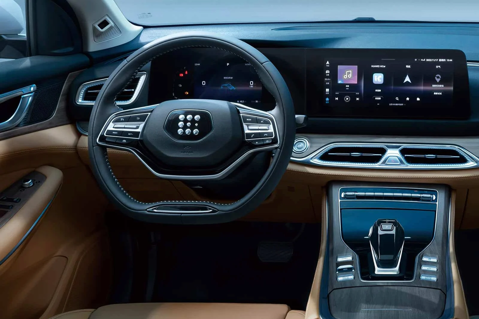 Navor E5 -Interior-Dash-Screen