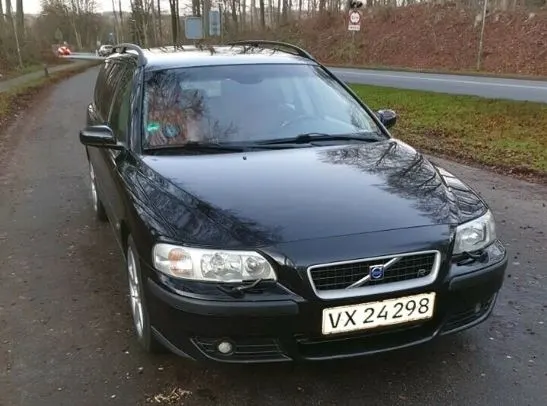 Volvo V70 2,5 R front