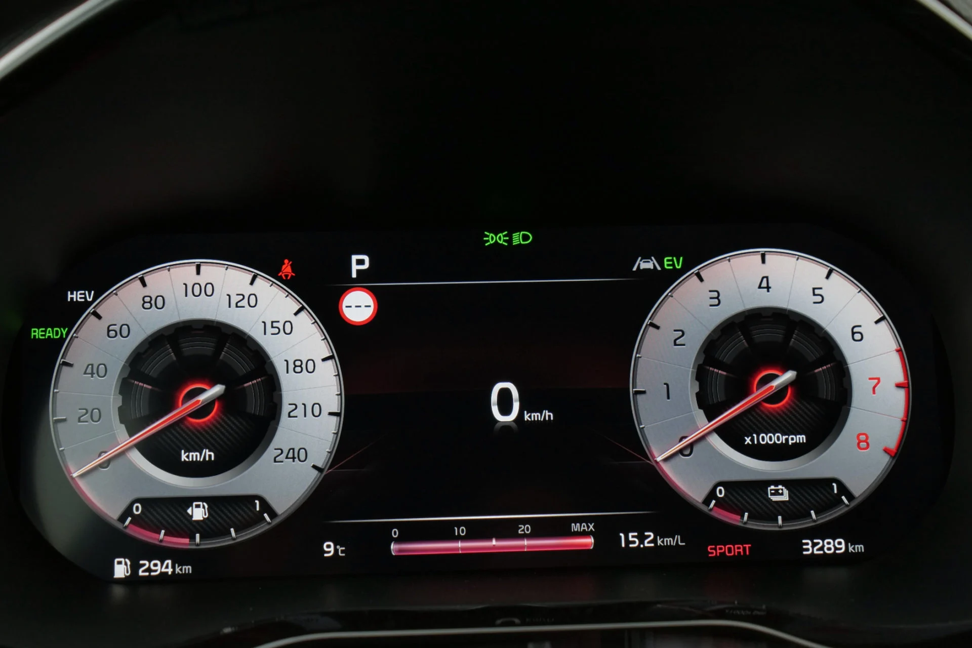 Bilbasen DUEL Kia Ceed SW PHEV vs Suzuki Swace Hybrid9835