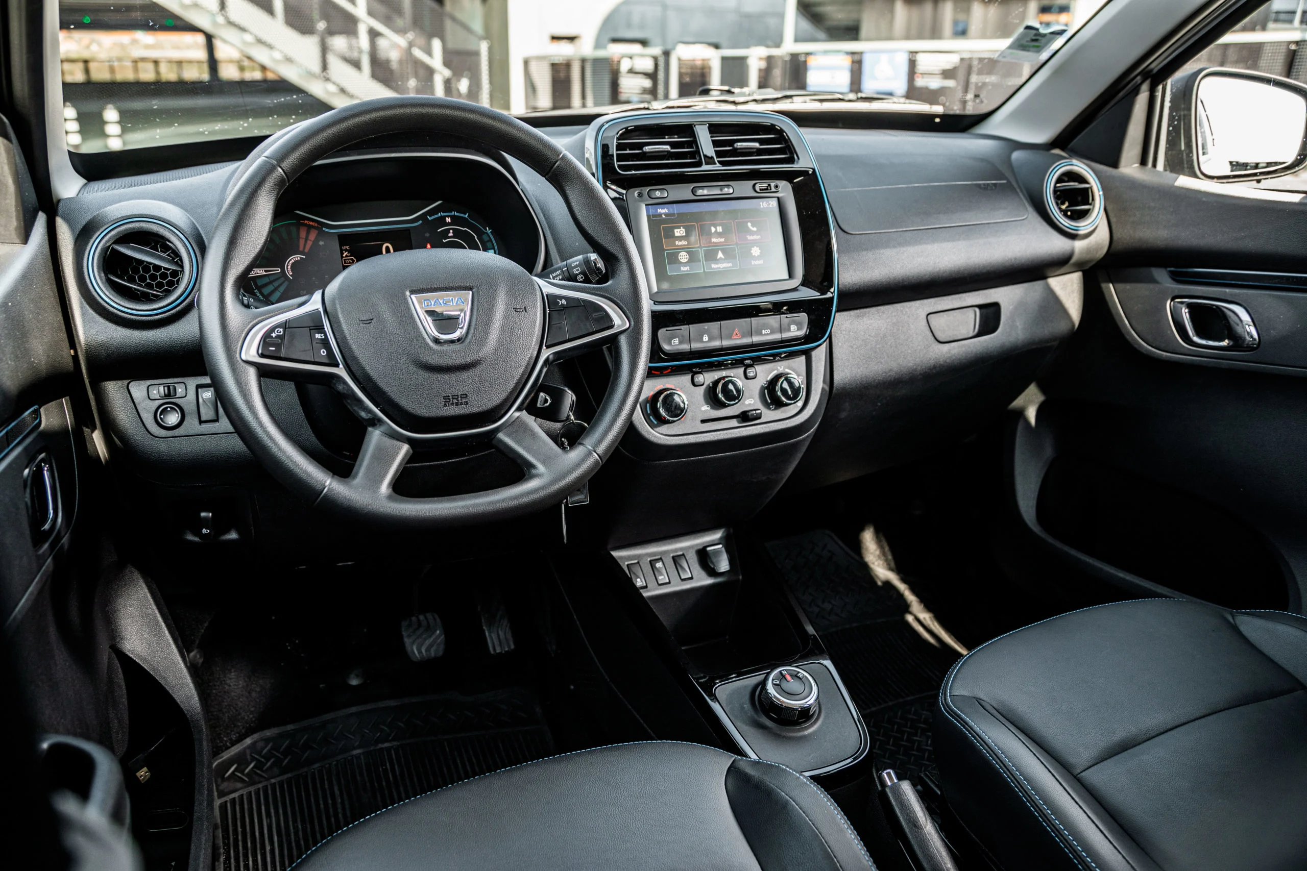 Dacia_Spring_Interior-detaljer_01