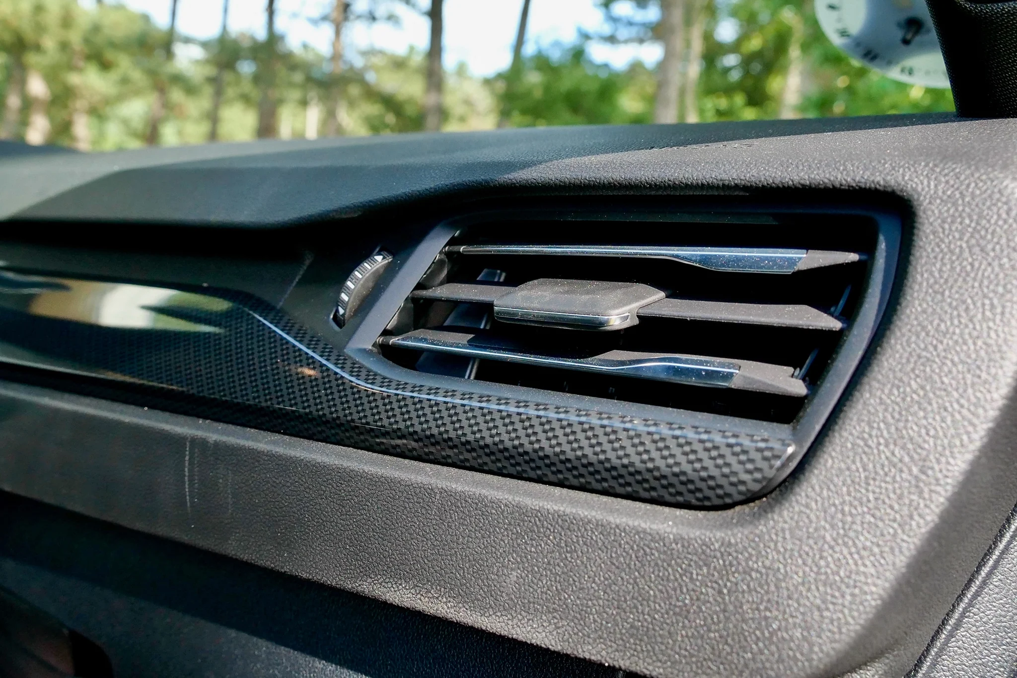 Ford Kuga Hybrid – Interiør (9)