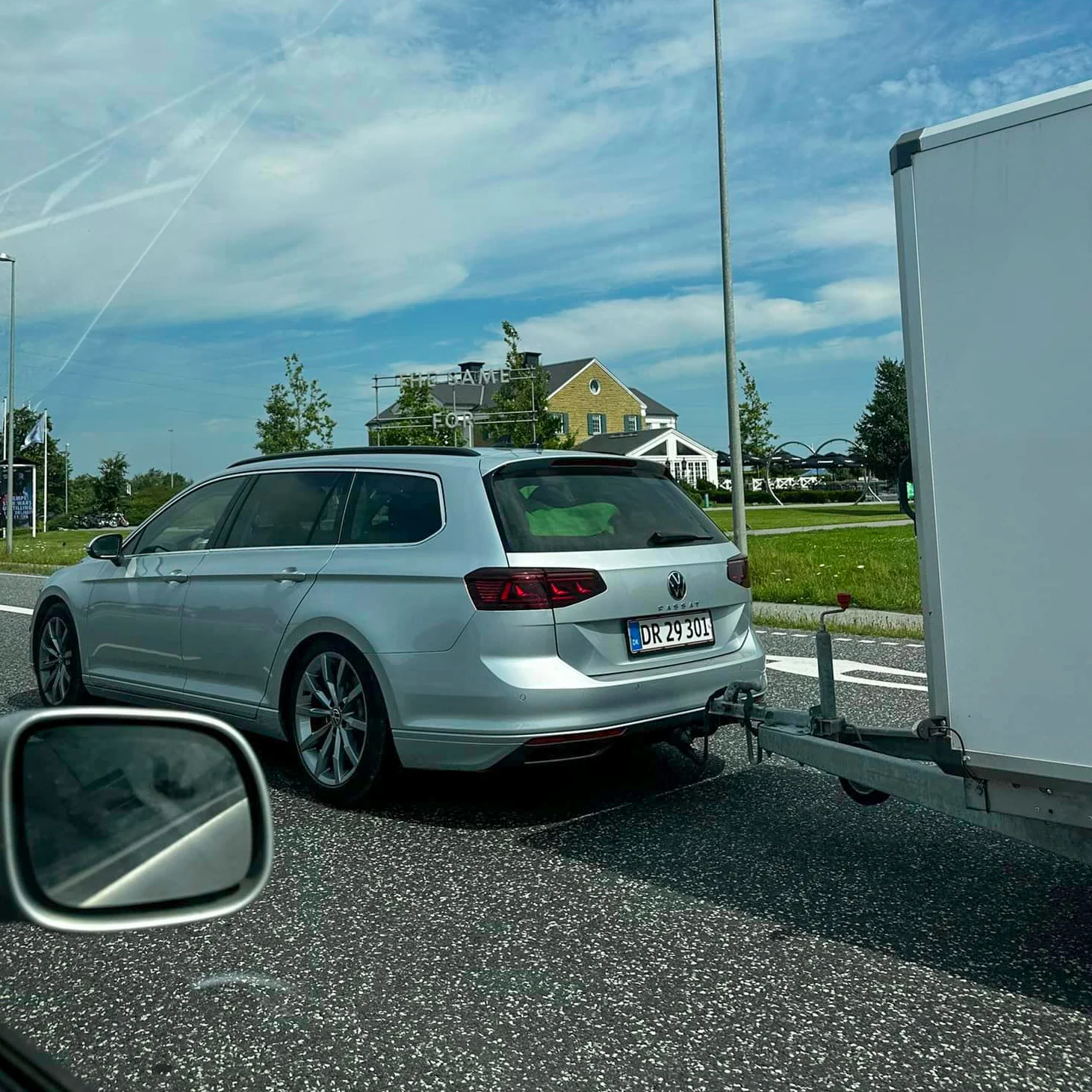 passat-trailer