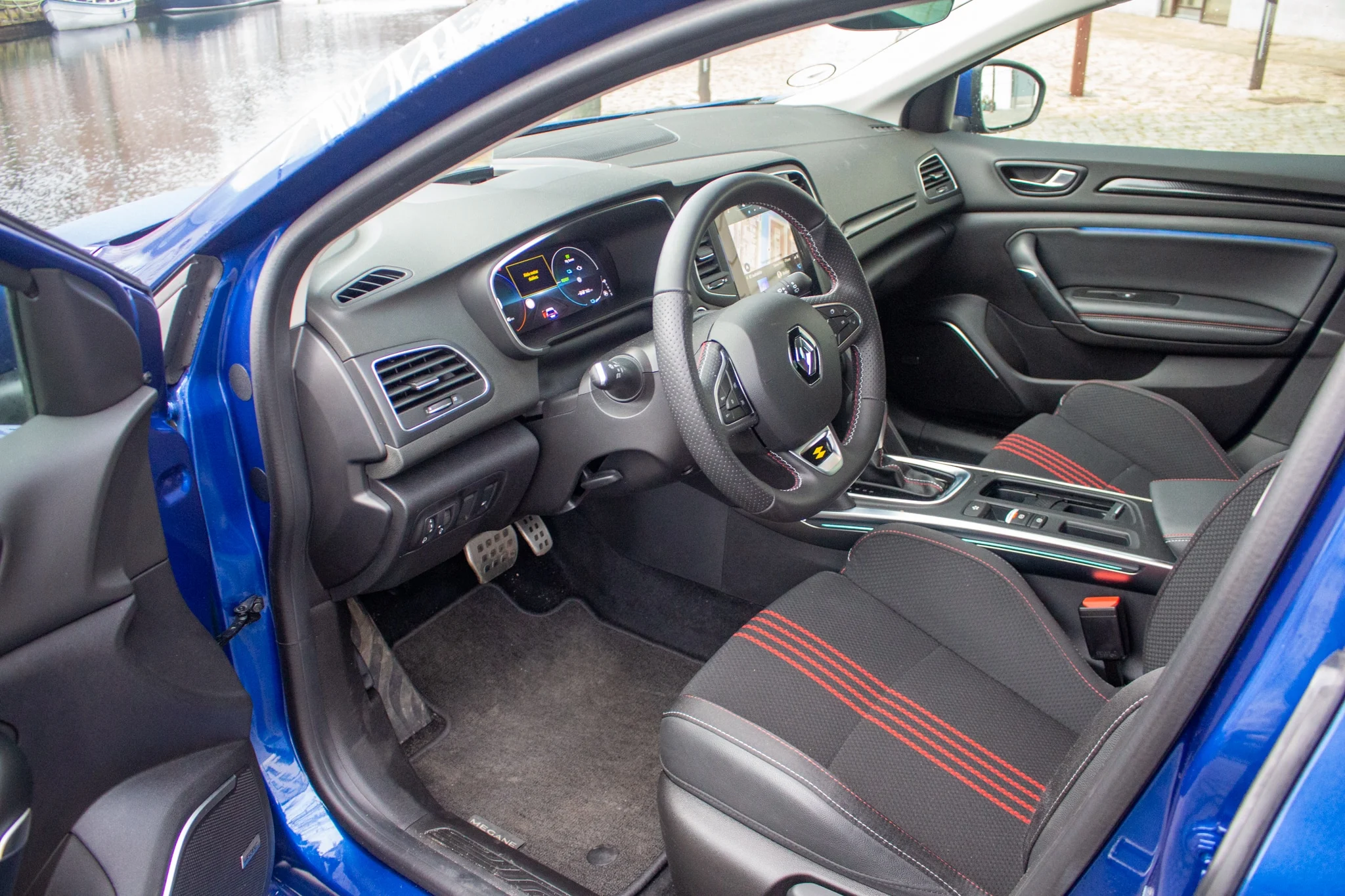 Renault Megane E-Tech (17)