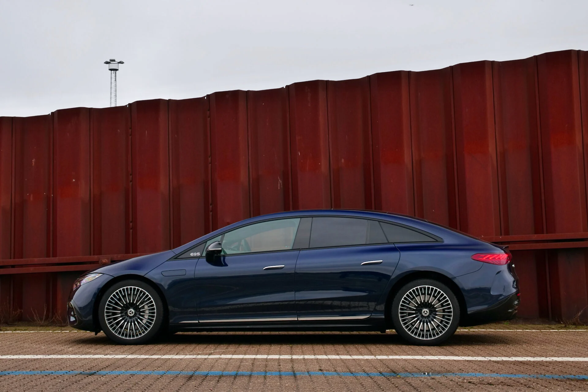 Test: Med Mercedes-EQ EQS når elbilerne et foreløbigt højdepunkt ...