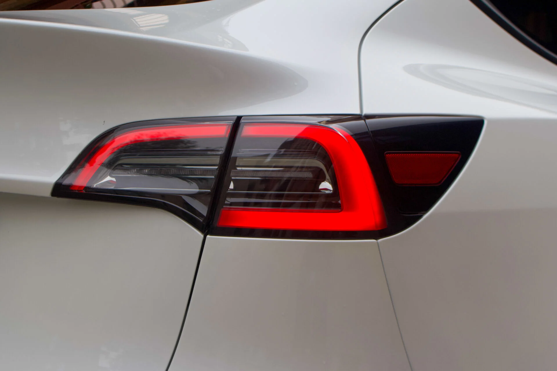 Tesla Model Y LR RWD-24