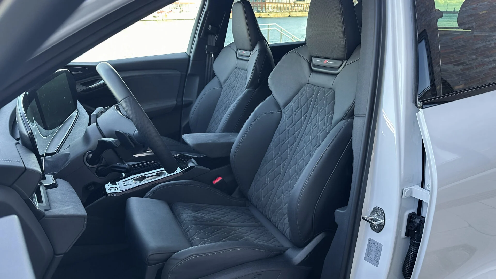 Audi Q6 E-Tron Ultra Quattro-11