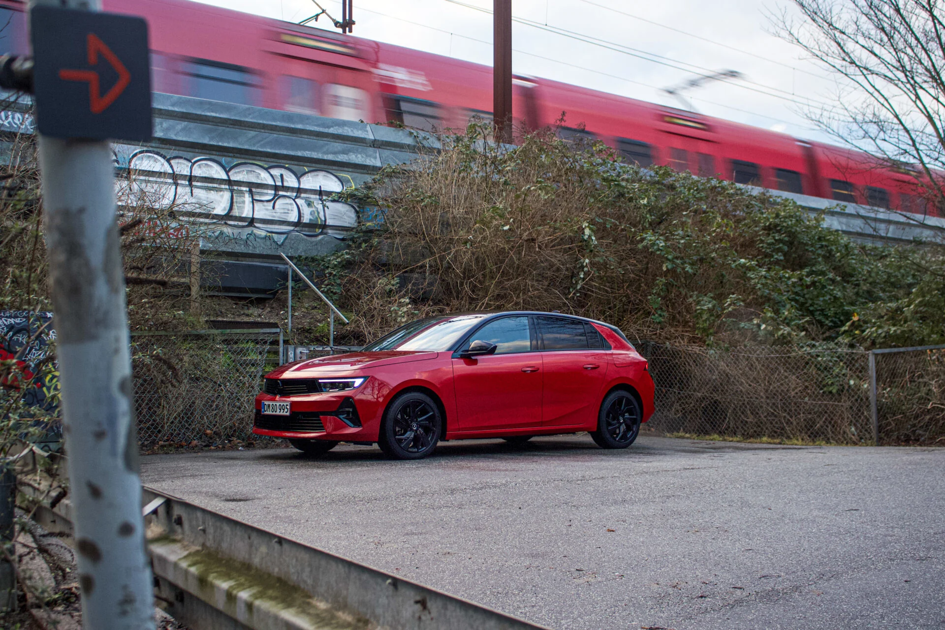 Opel Astra PHEV-07