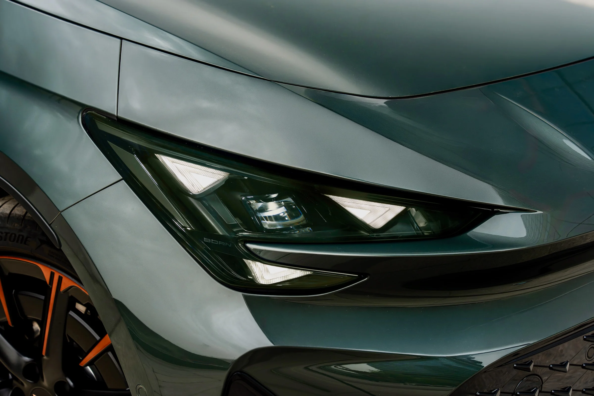 019 The-new-CUPRA-Born-hits-the-roads-with-pure-electric-performance HQ