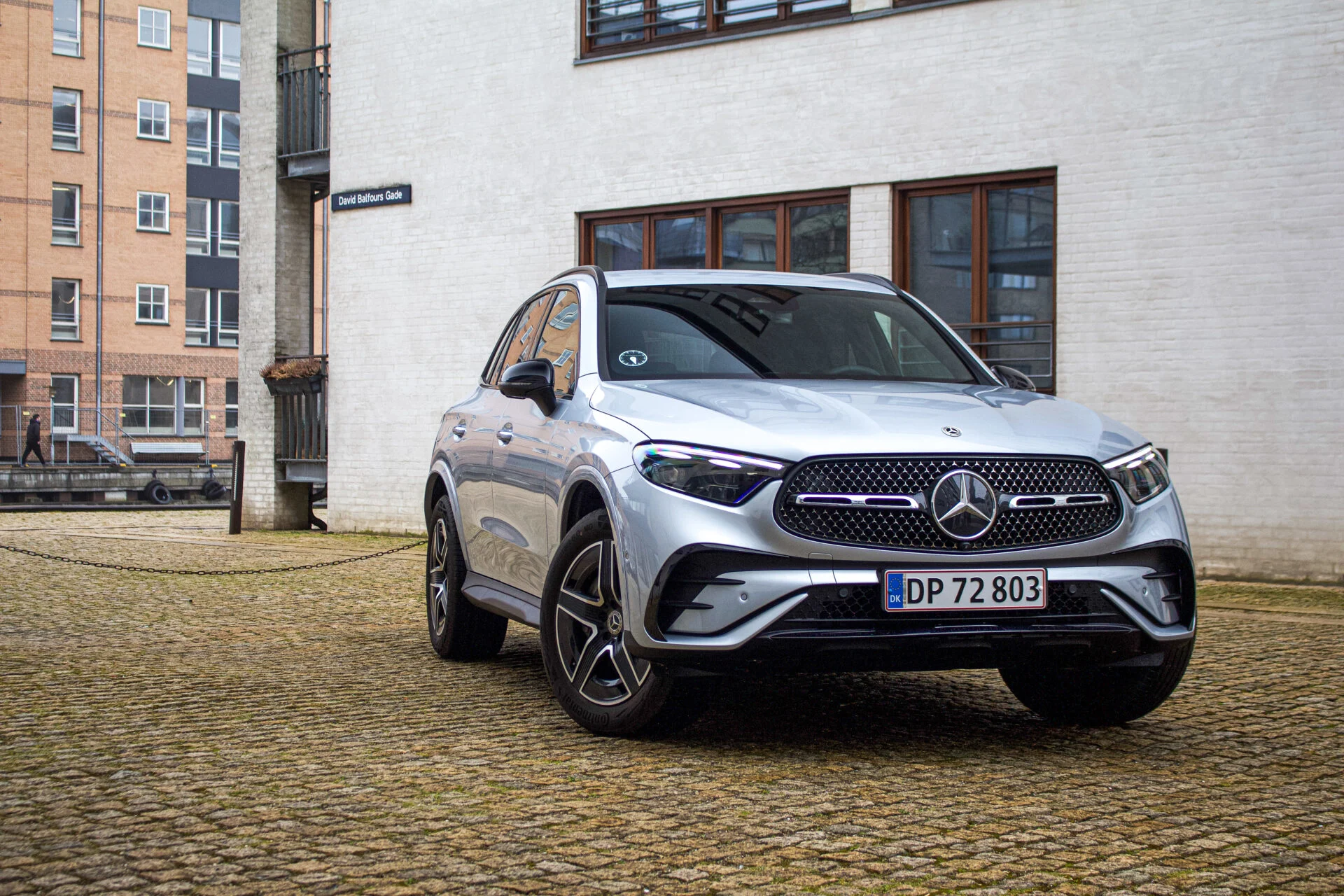 Mercedes-Benz GLC 300de-14