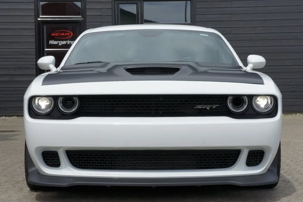 Dodge-Hellcat-front