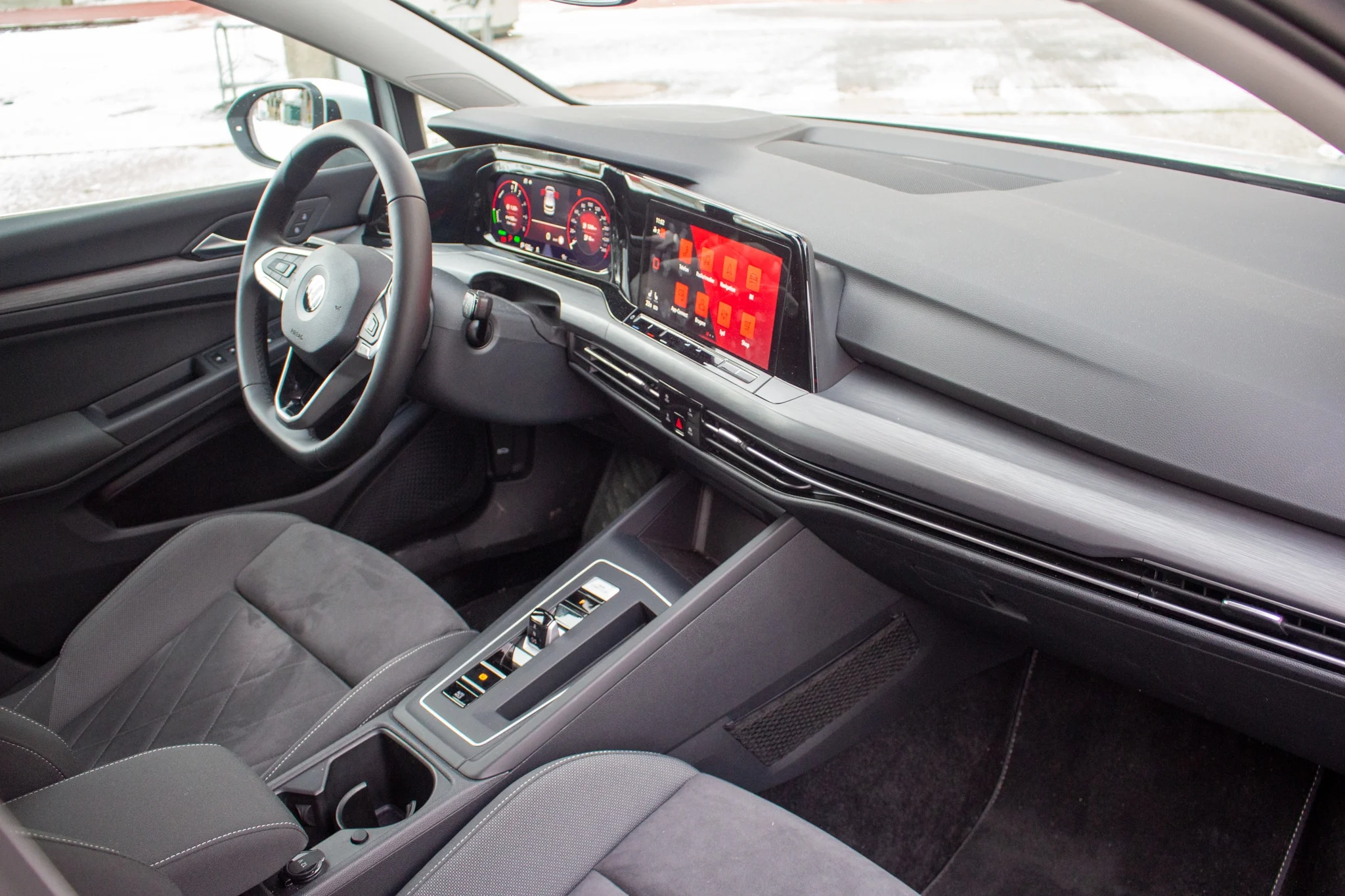 VW Golf 8 eHybrid (6)