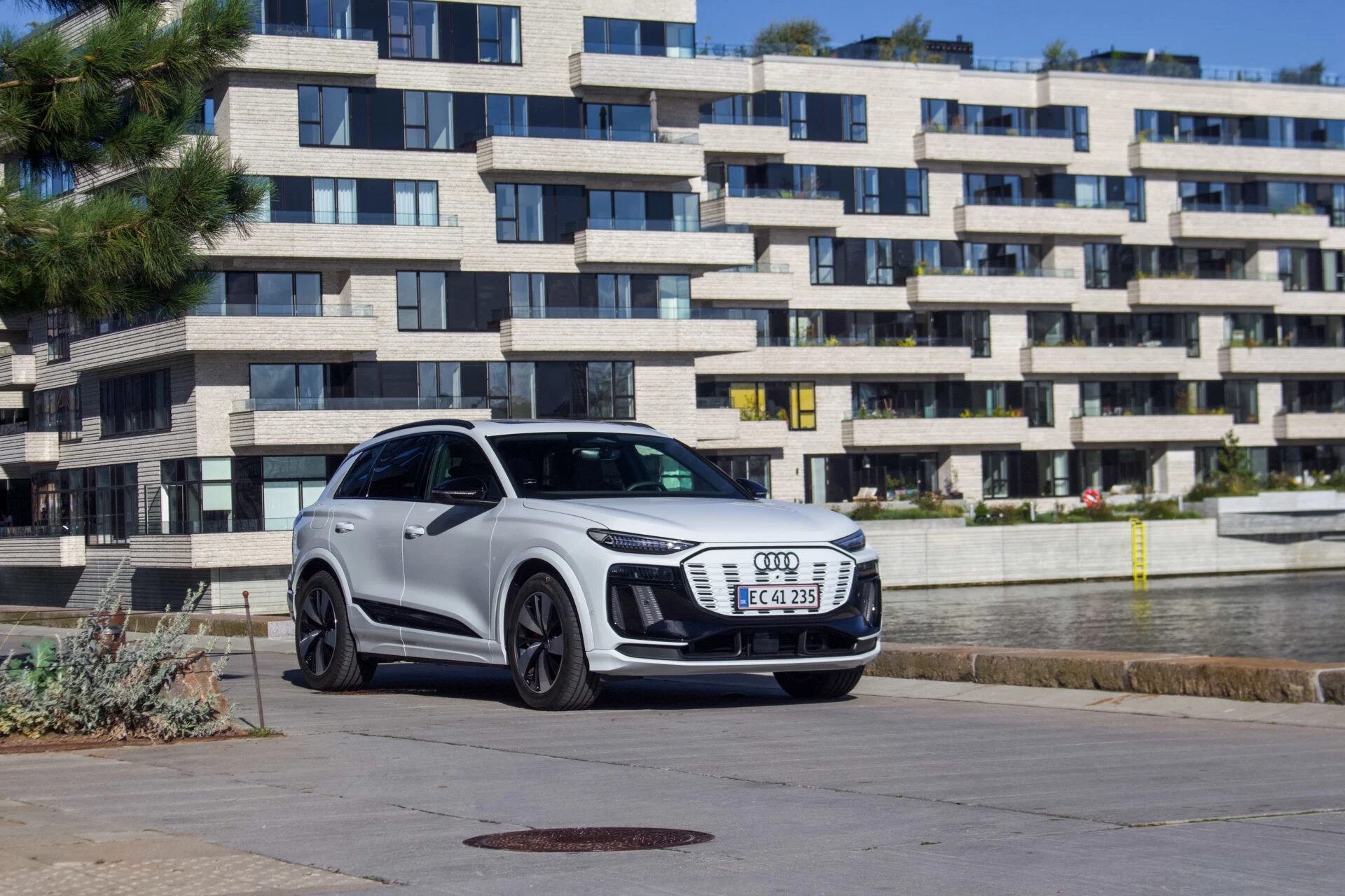 Audi Q6 E-Tron Ultra Quattro-22