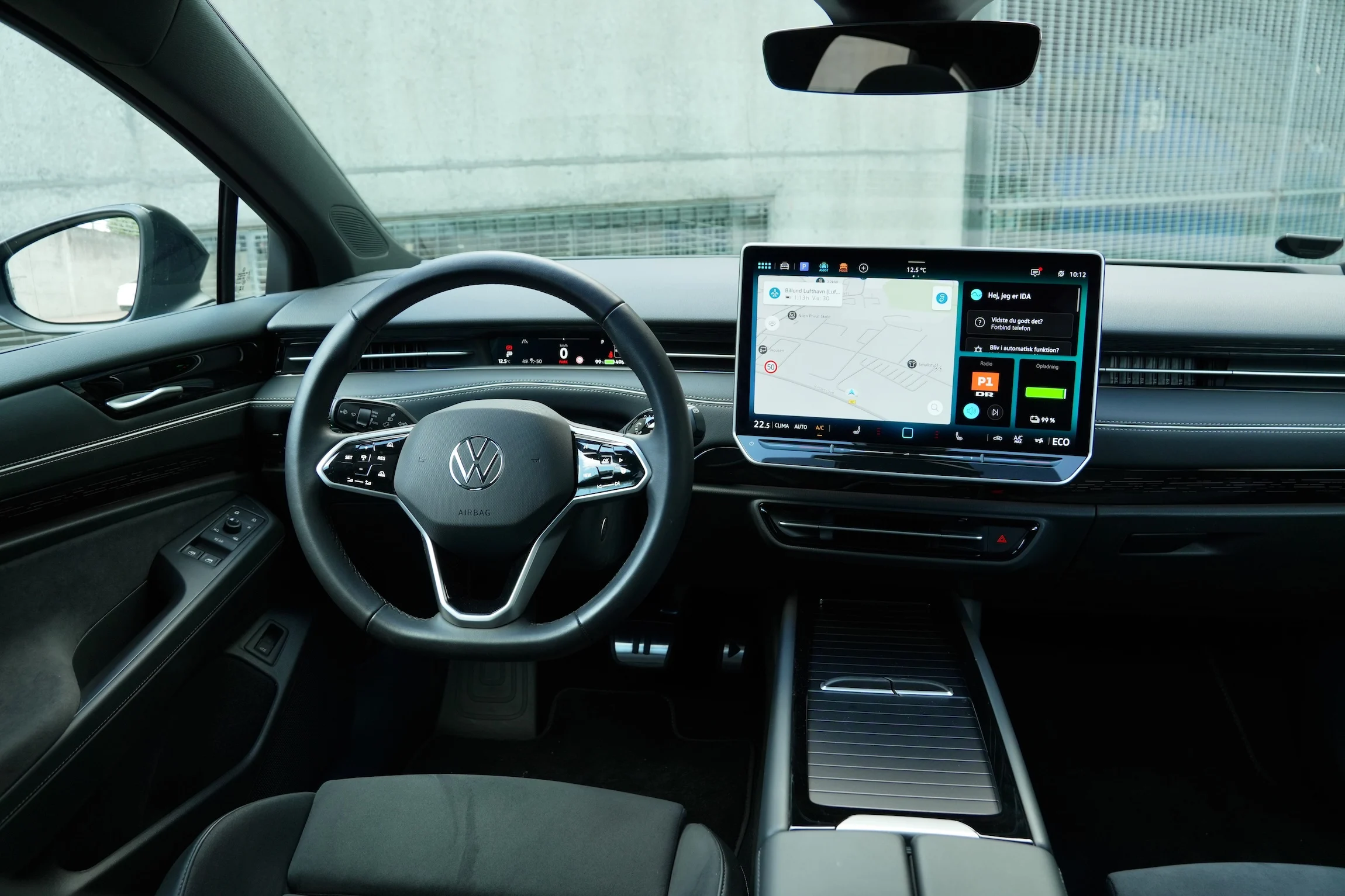 STORTEST Mazda 6e Tesla Model 3 VW ID.7 MBB5215