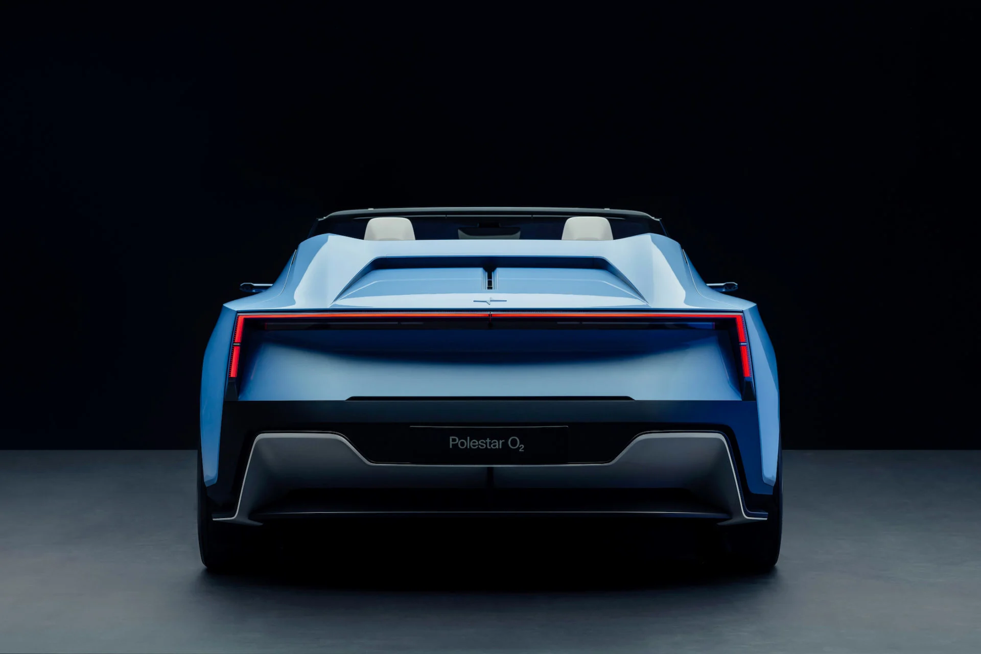 656740_20220816_Polestar_electric_roadster_concept