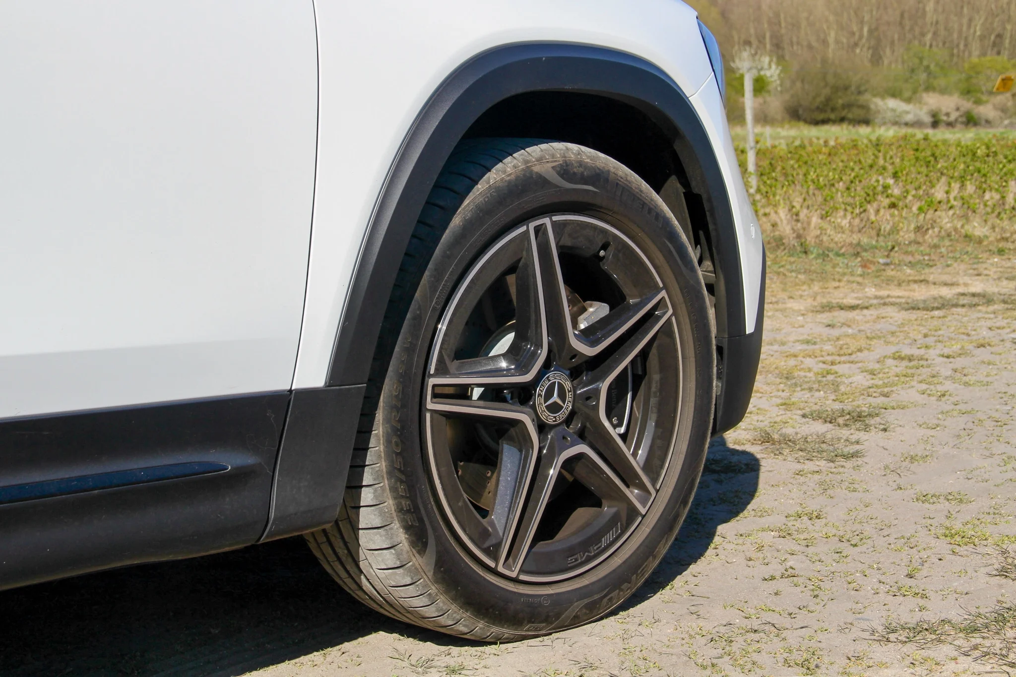 Mercedes Benz GLB eksteriør (9)