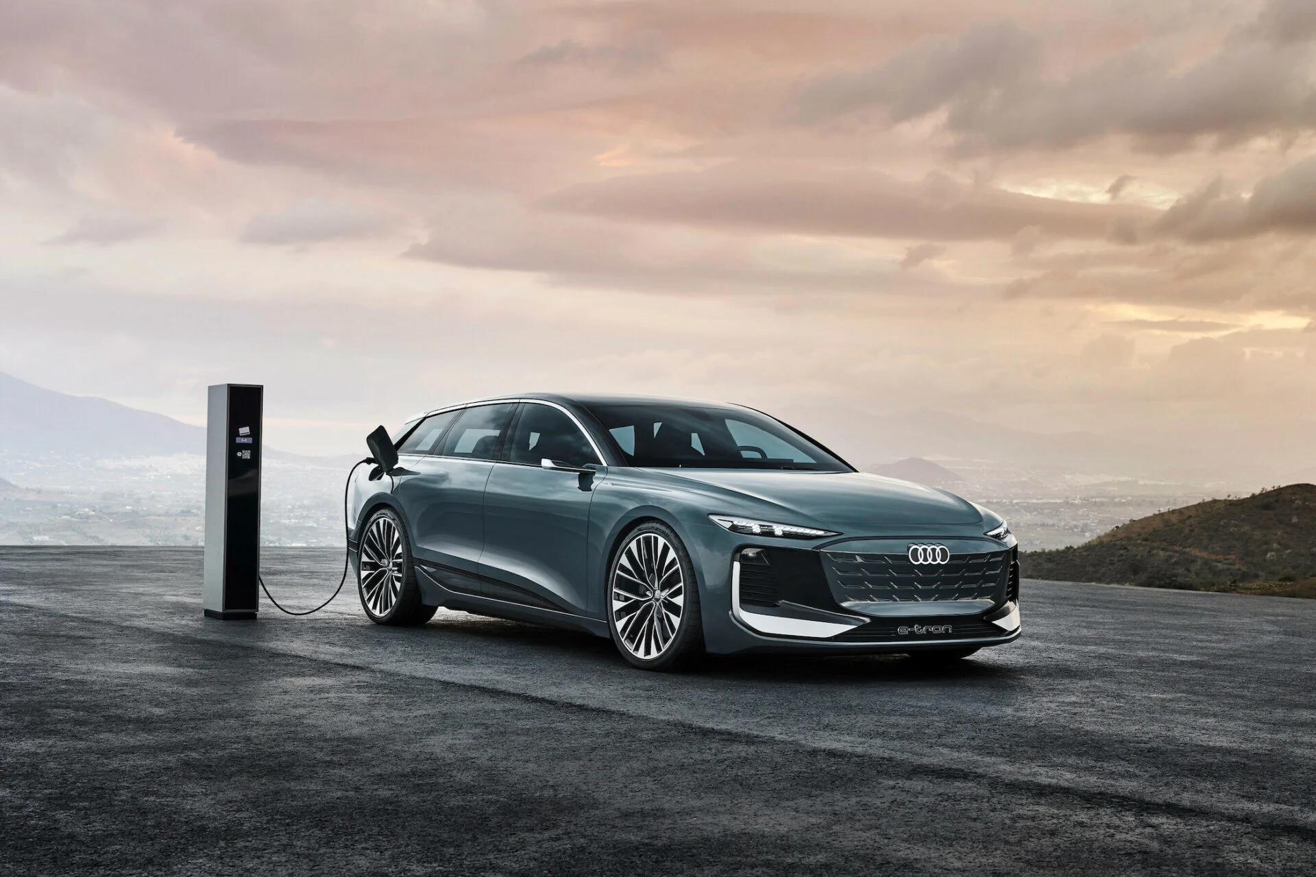 Audi A6 Avant e-tron concept