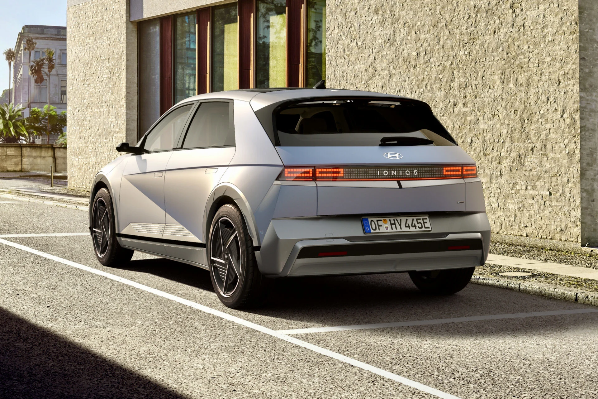hyundai-ioniq-5-exterior-gravity-gold-matte-0624-04_jpg_bfc_off
