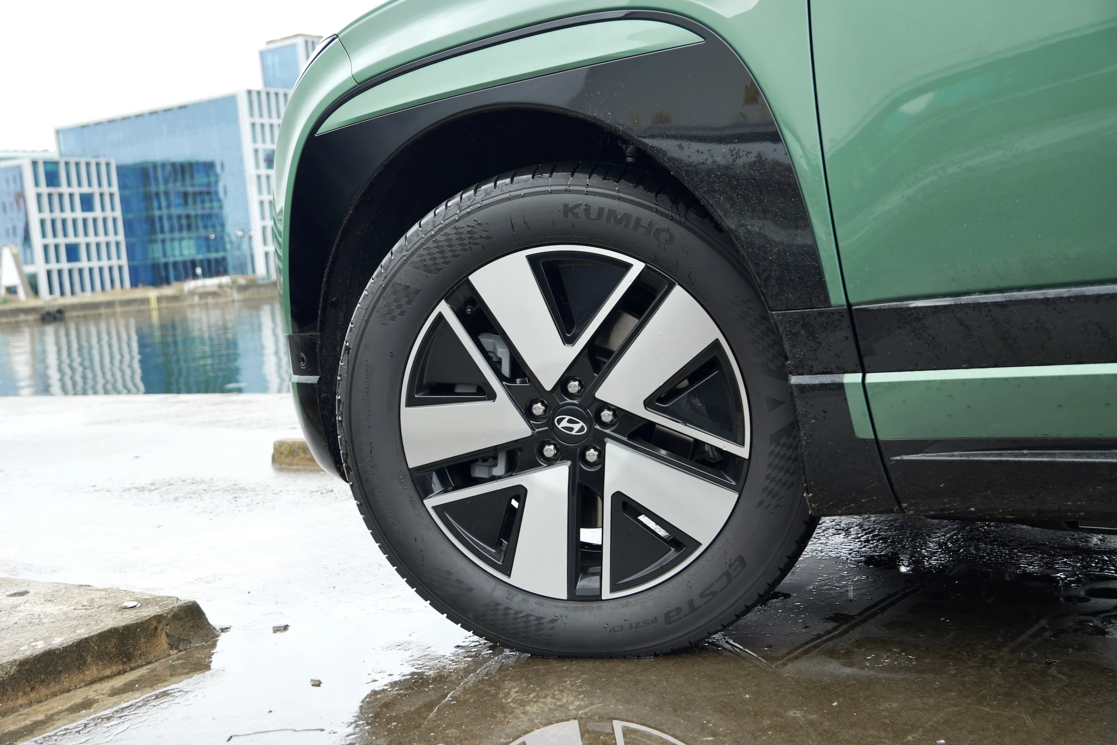 Hyundai Ioniq 9 MBB 492