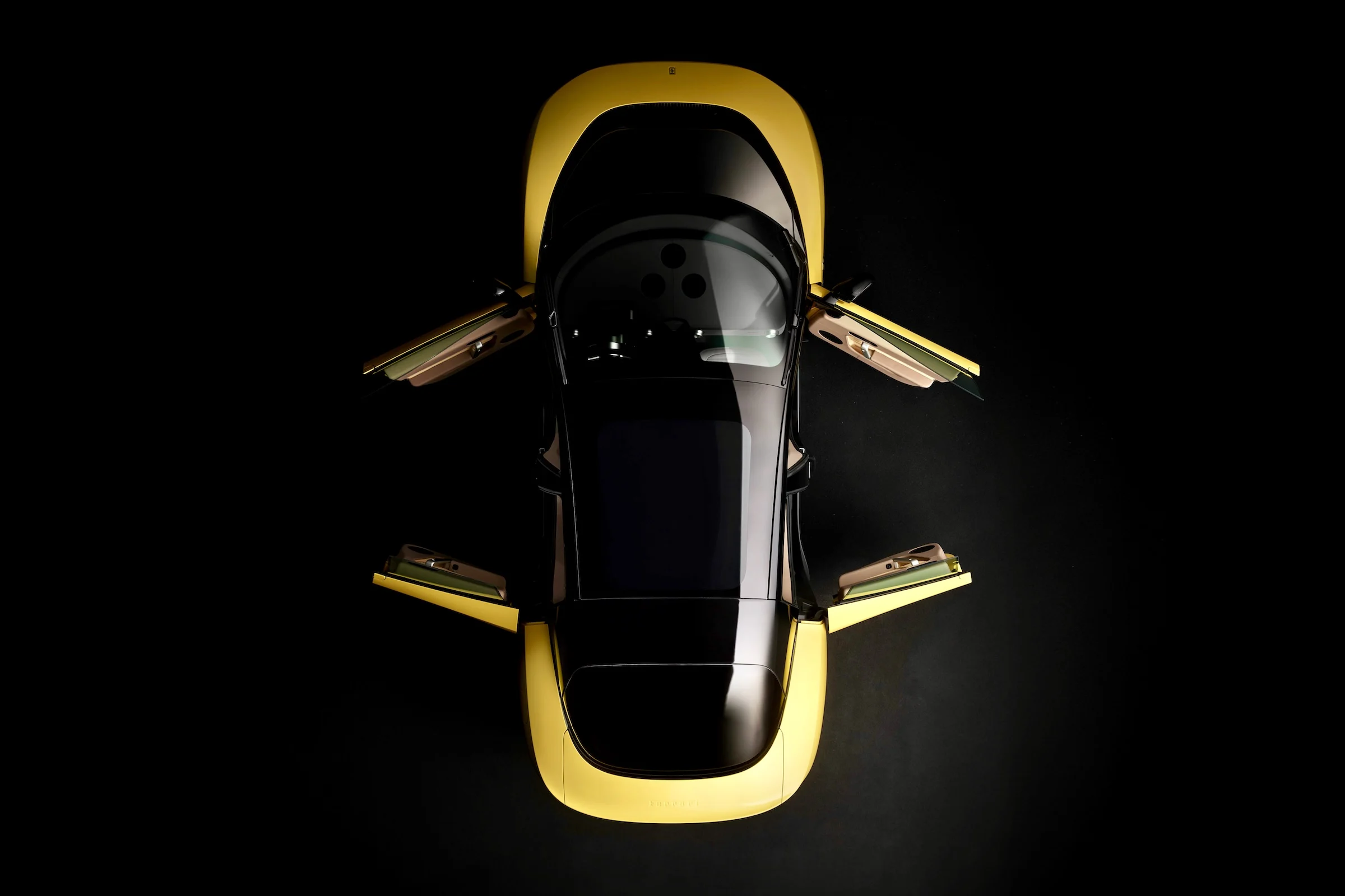 Ferrari Luce Overhead25389rt v4 Media 521932ce-4a9e-4f7f-a140-f90ac710b719