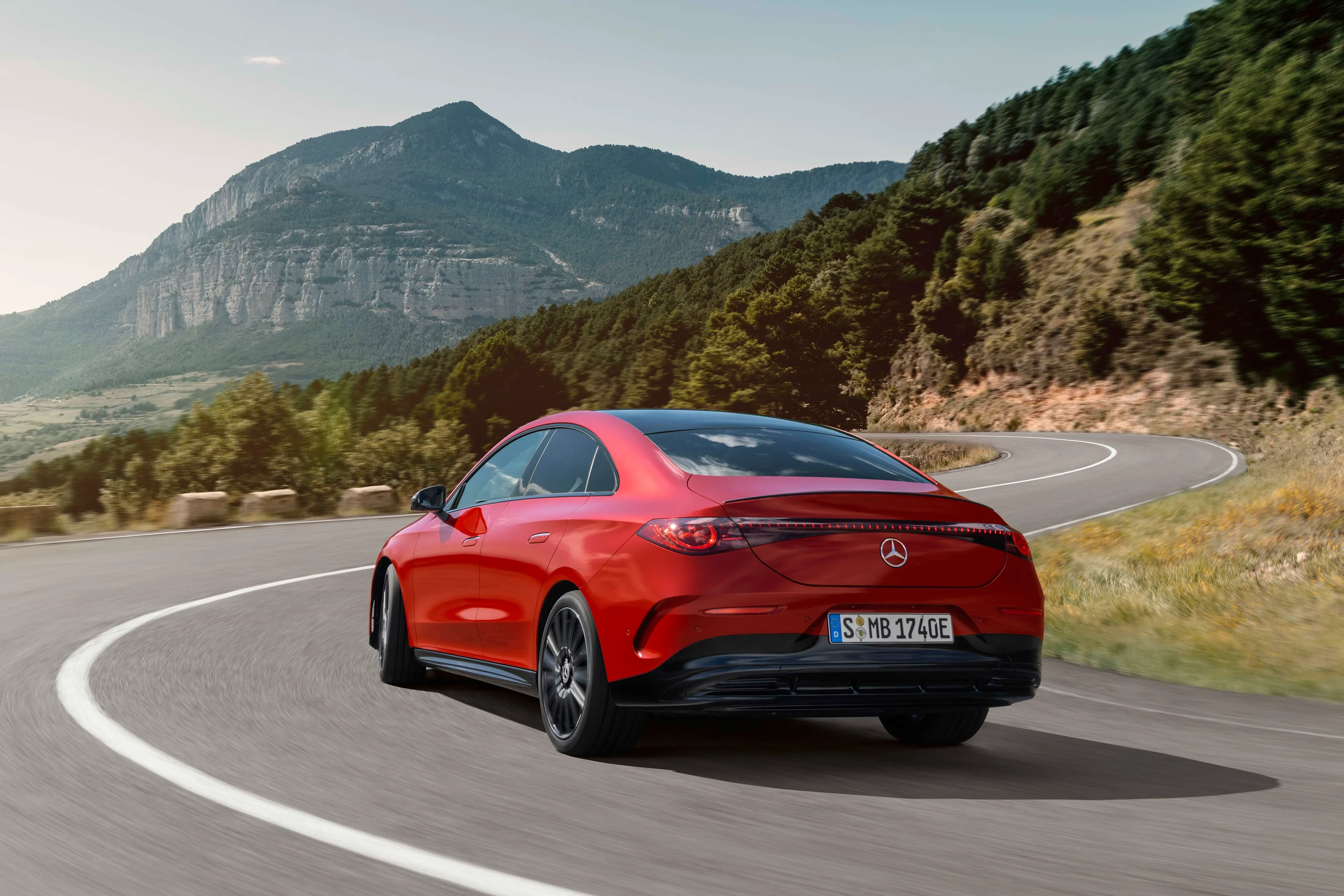 Mercedes-Benz CLA med EQ Technology