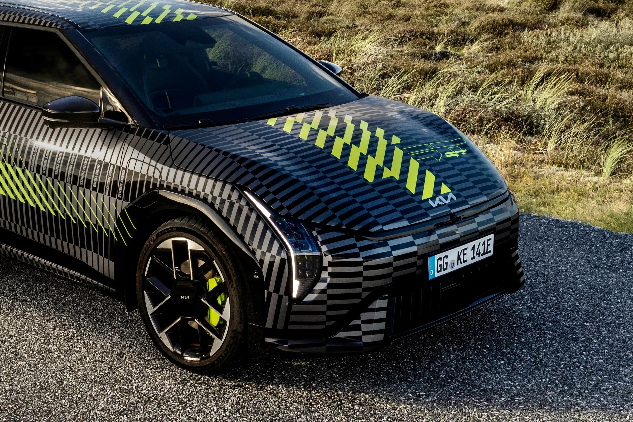 kia-EV4-GT-foiling-highres-1 (1)