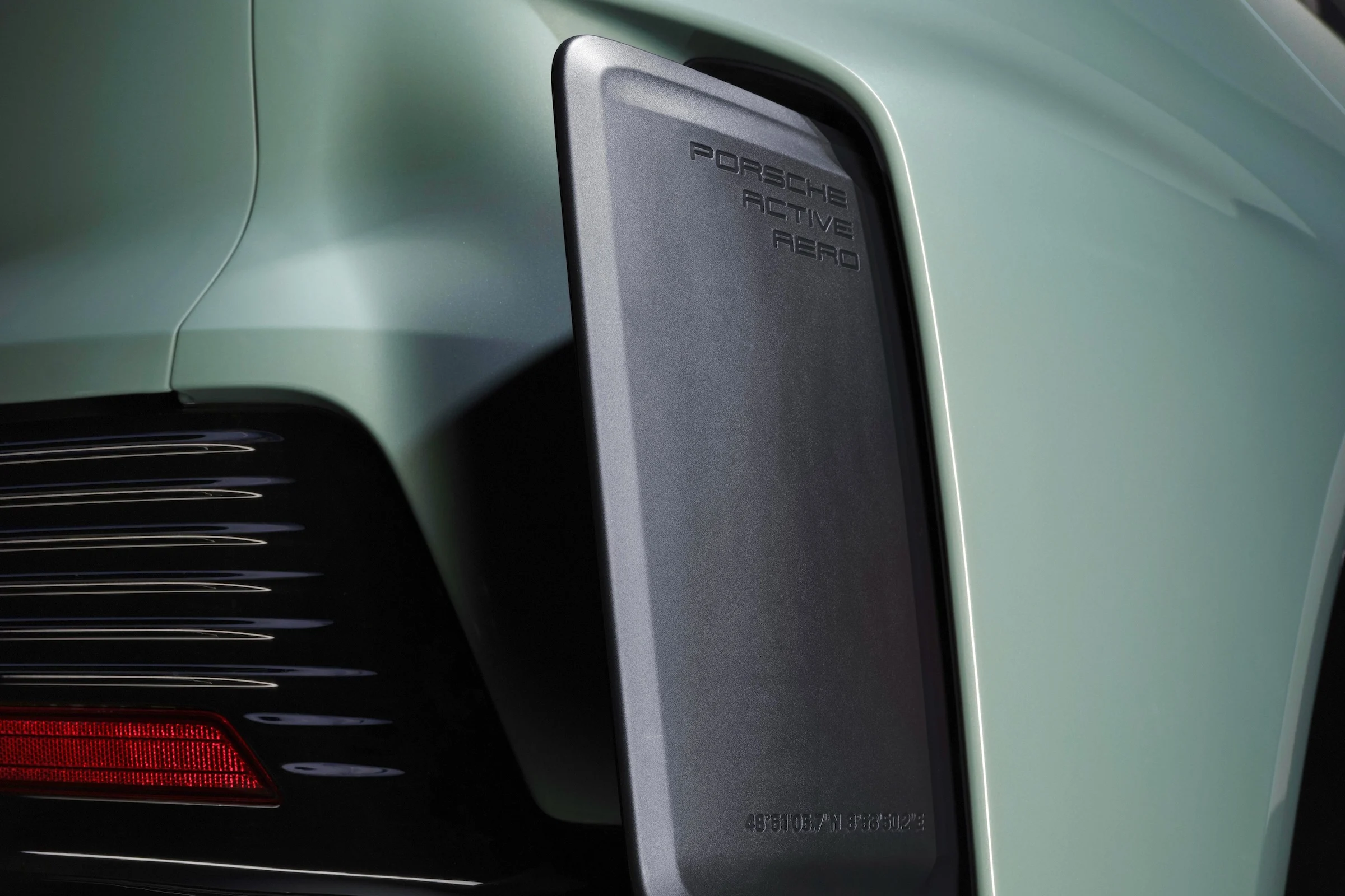 Porsche Cayenne Electric 609 6000x4500