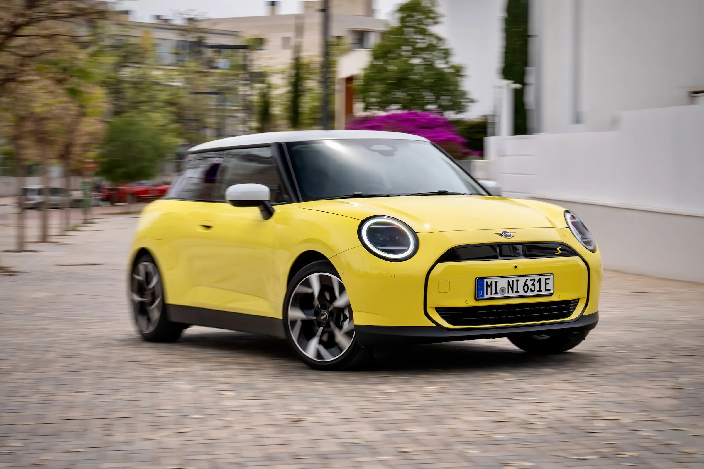 P90550441 highRes mini-cooper-se-05-20