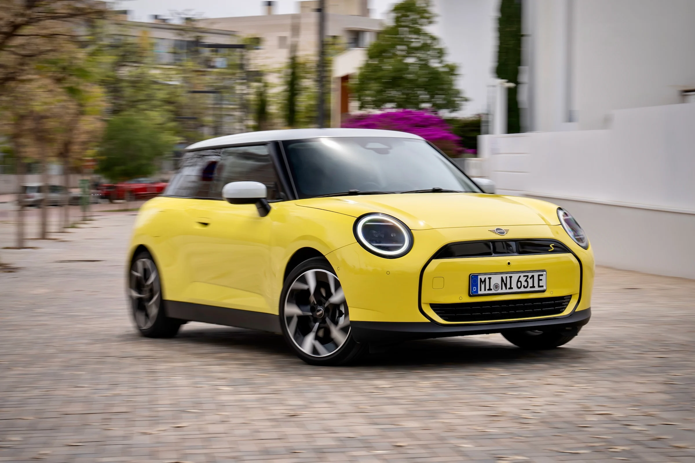 P90550441 highRes mini-cooper-se-05-20