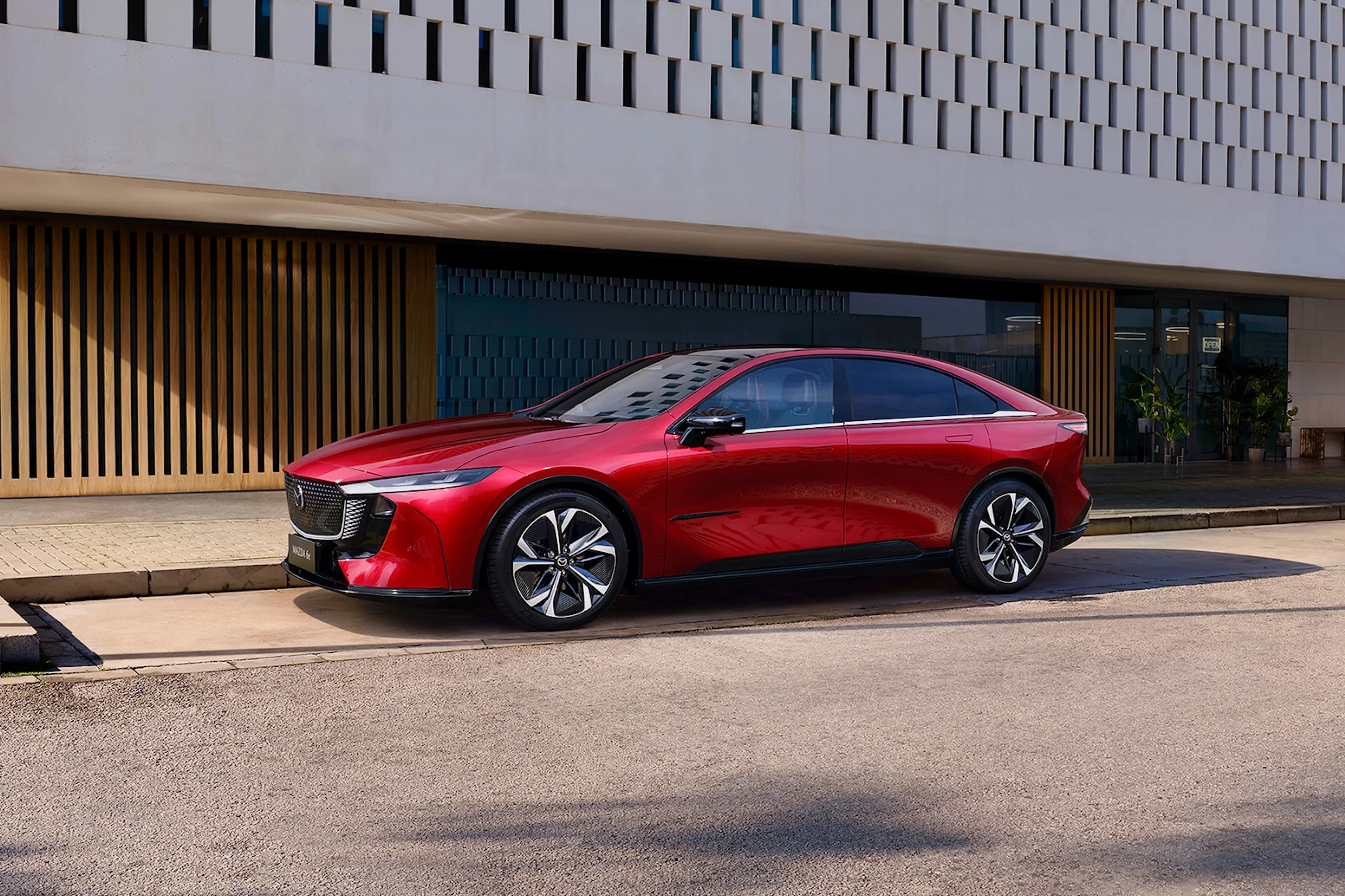 2027 mazda6e src still 1