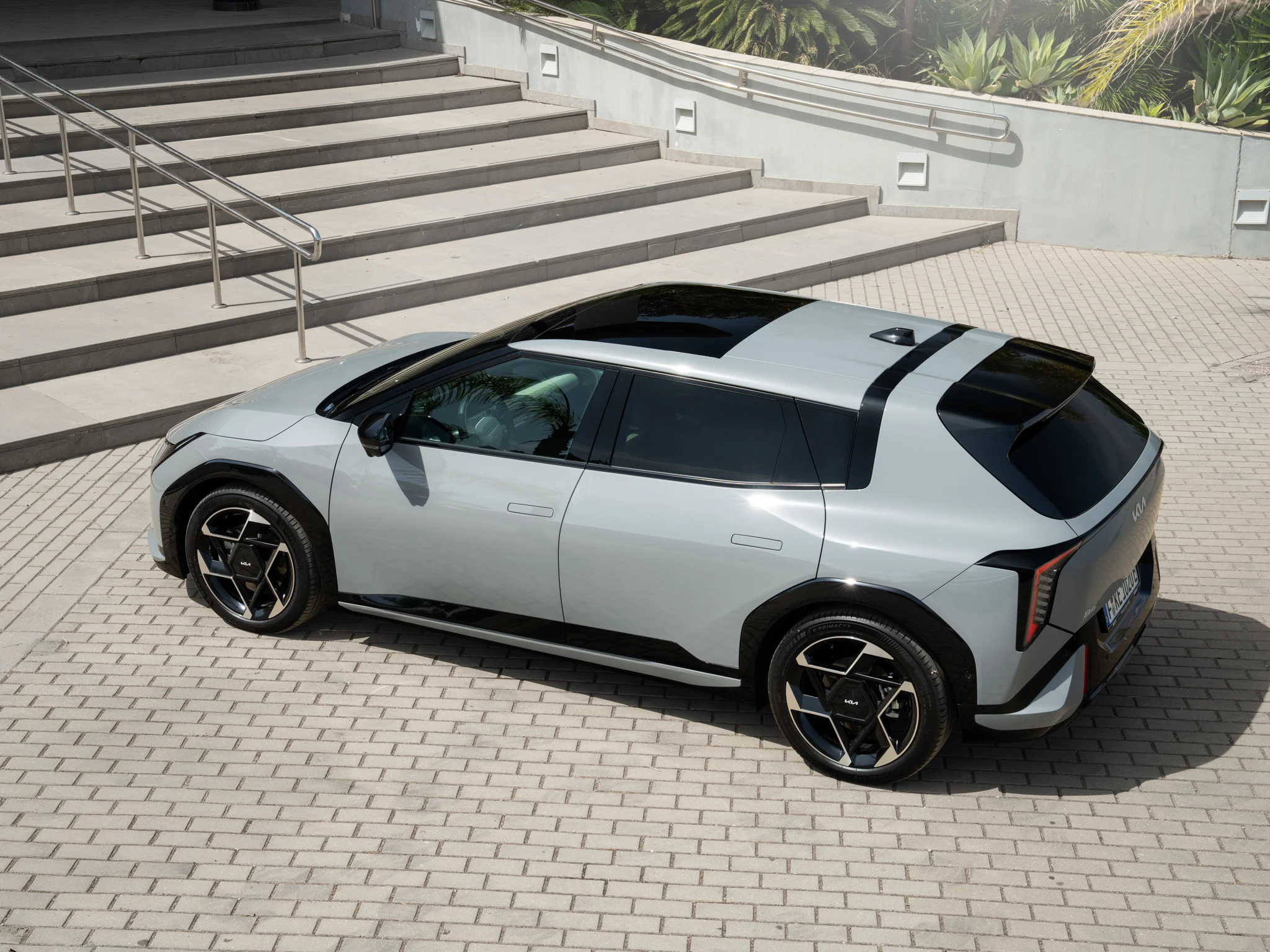 Kia EV4-17