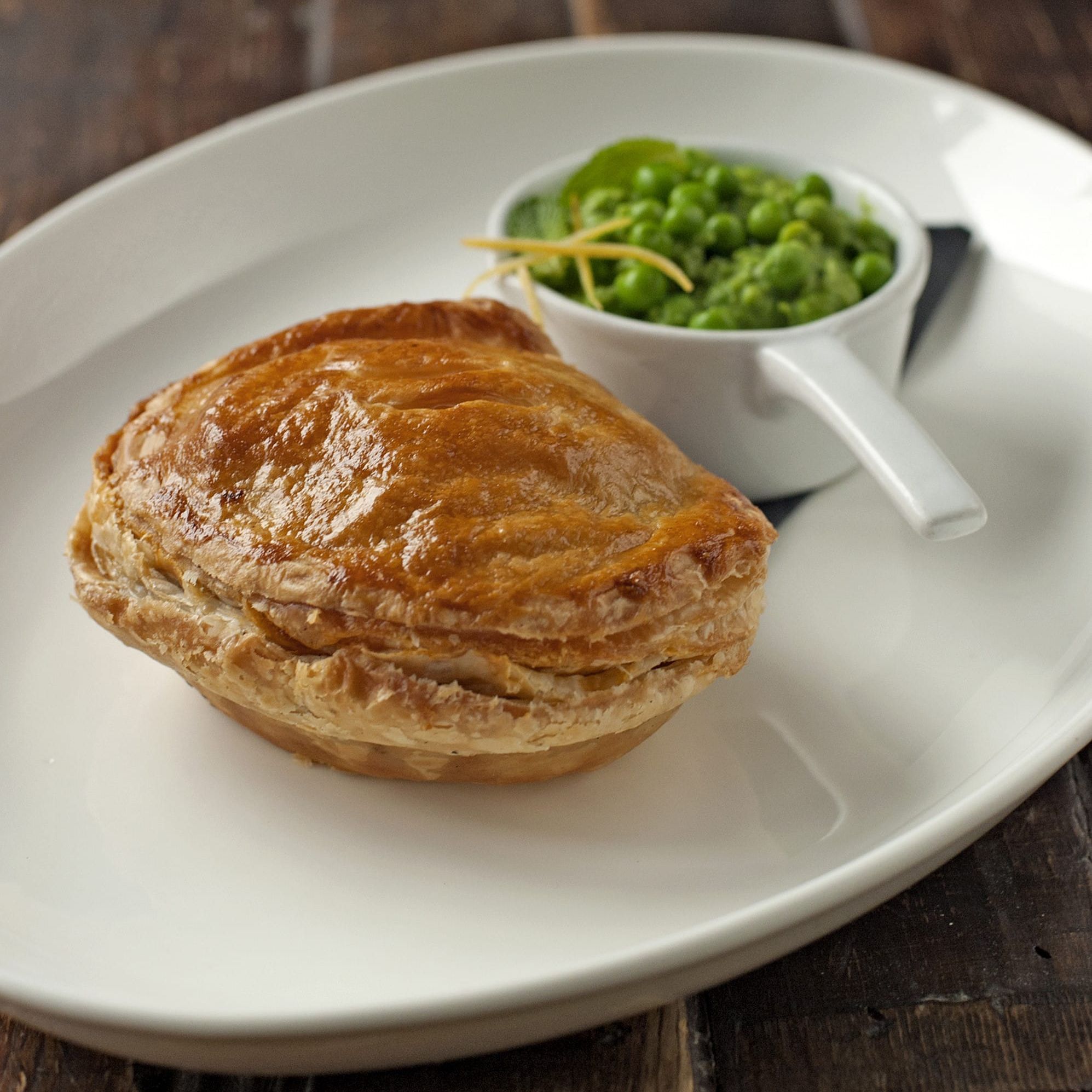 Steak & Cheddar Pie to Pair With A Pint of Guinness | Guinness® AF