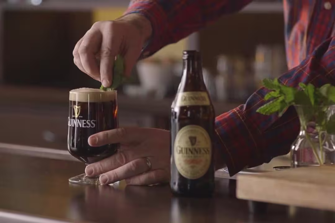 RASPBERRY CHOCOLATE TORTE