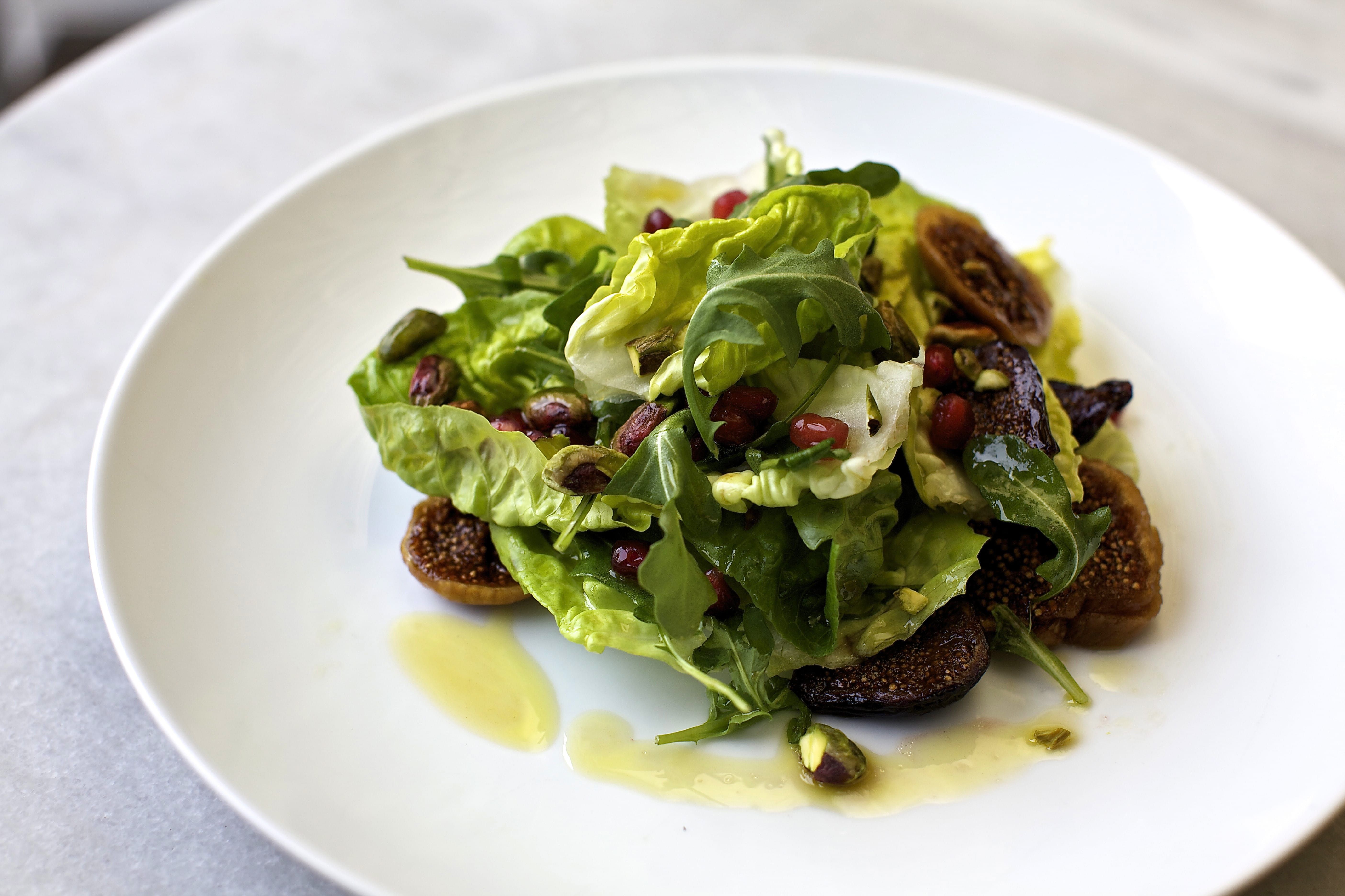 Easy Fig & Pomegranate Salad Recipe - Food Pairings | Guinness® GB