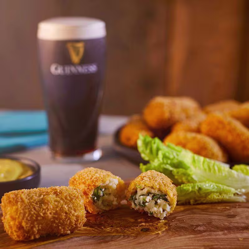 IRISH MASHED POTATO CROQUETTES WITH GUINNESS DRAUGHT CHEESE SAUCE ING IE