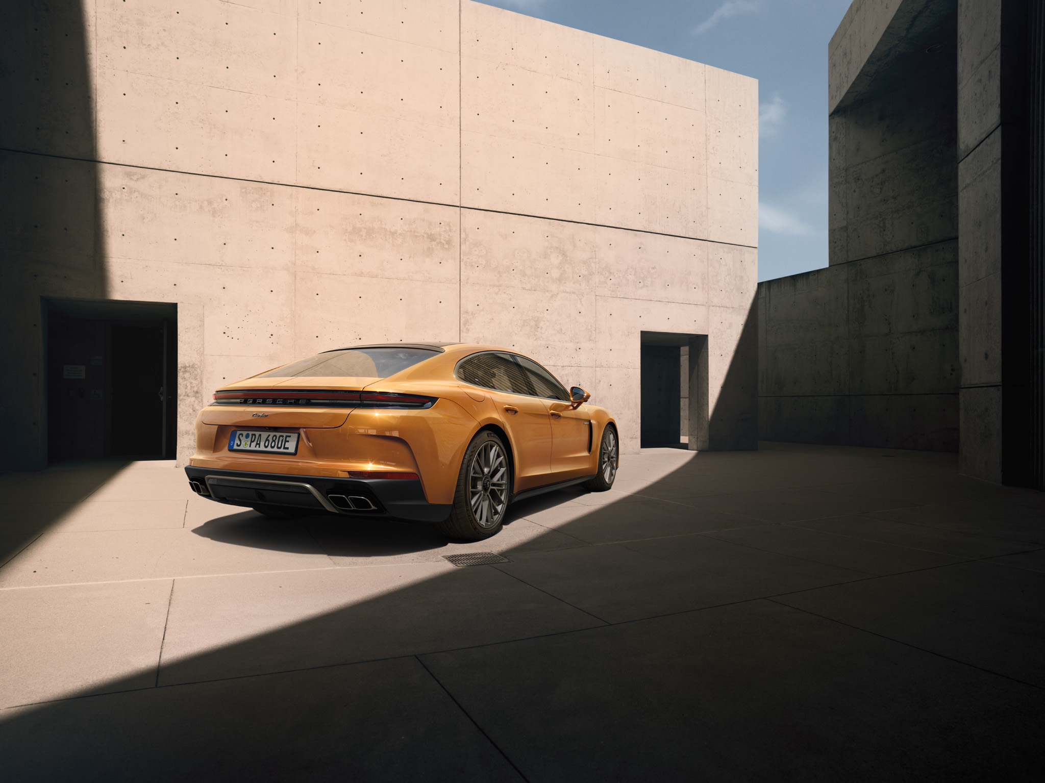 Porsche Connect Package_Panamera 2024_Safety