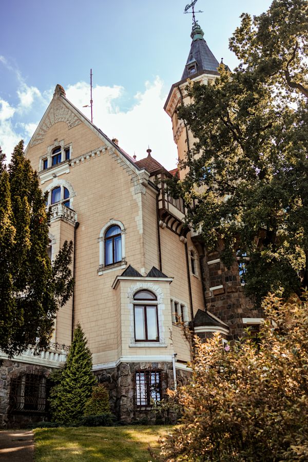 Bajkowy ślub humanistyczny w bursztynowym pałacu!