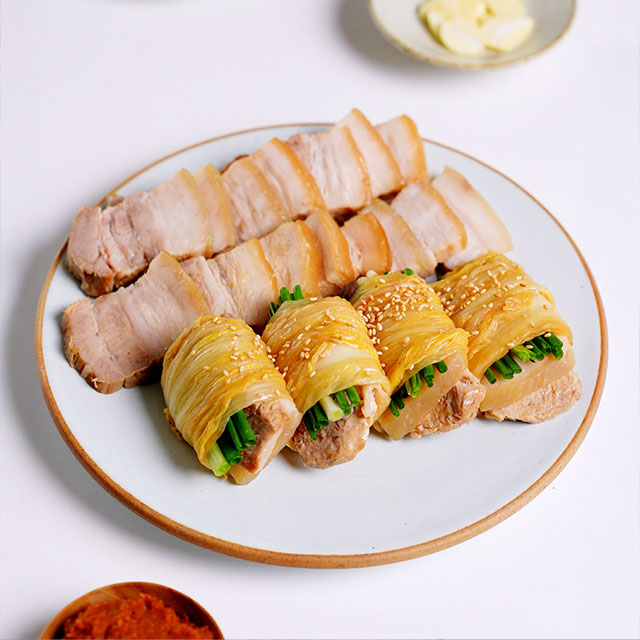 수육김치말이롤