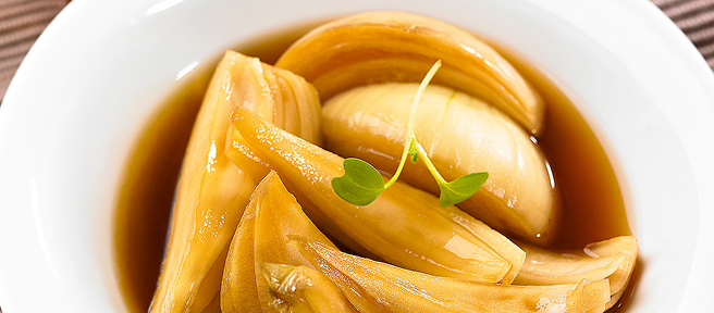 봄철에 더 맛있느 햇 양파 장아찌