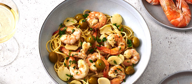 주말 브런치로 딱. 새우 올리브 파스타
