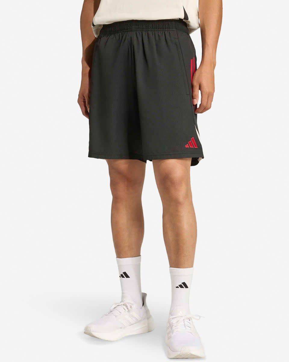 LFC adidas Menns 25/26 Domestic Downtime Shorts Svart - Image 1