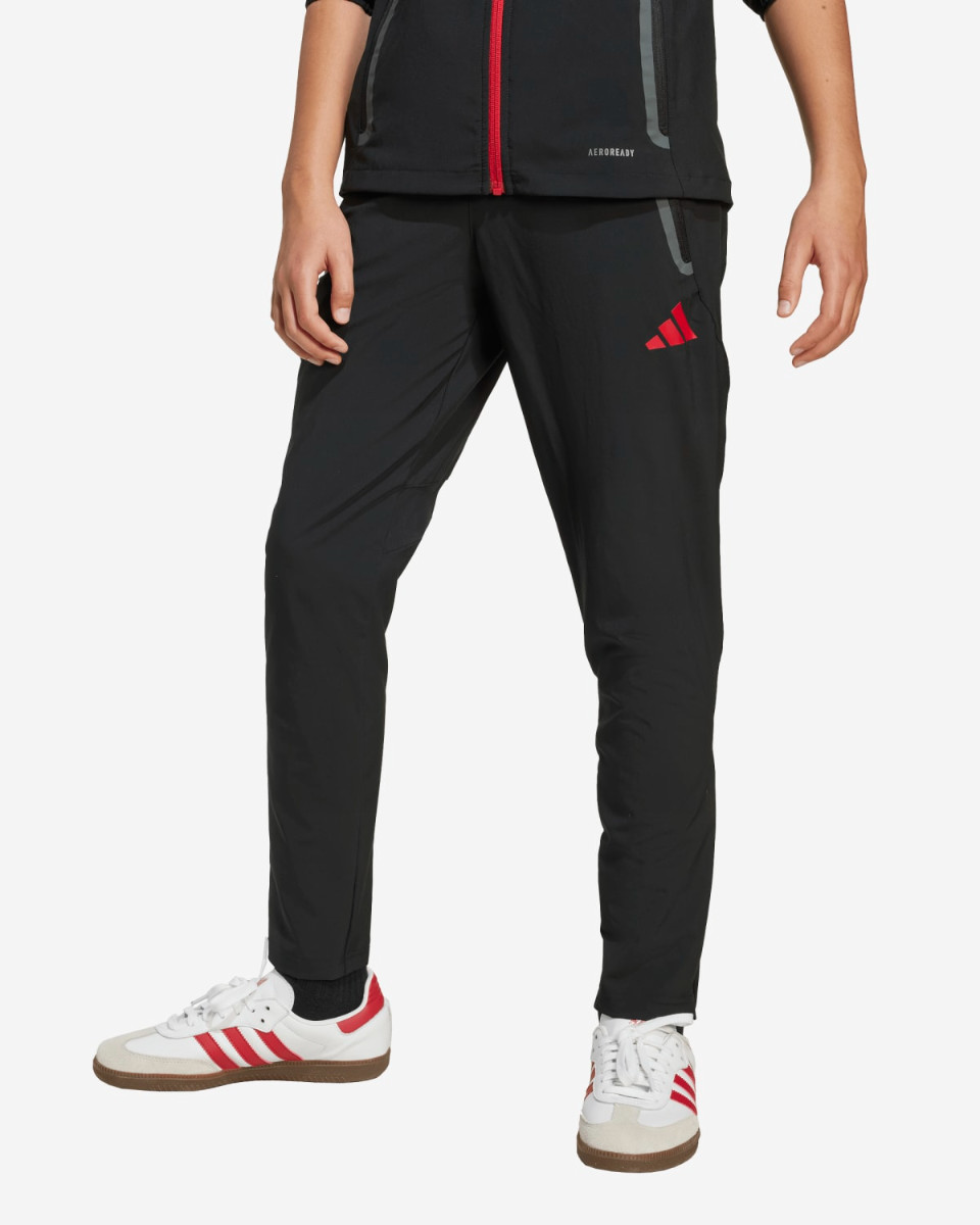กางเกงท่องเที่ยว LFC adidas Youth Vis Tech - Image 1