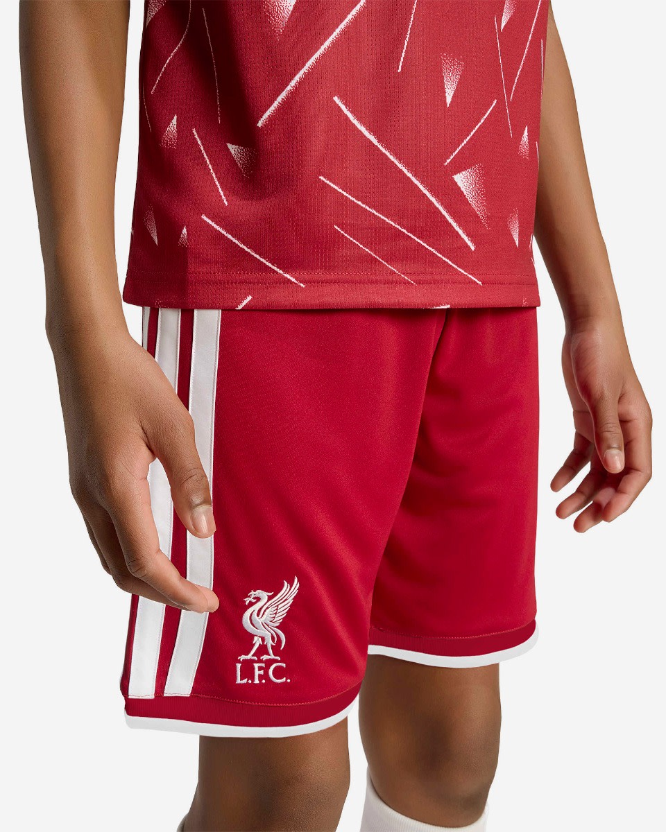 LFC アディダスユース 26/27 ホームショーツ - Image 3