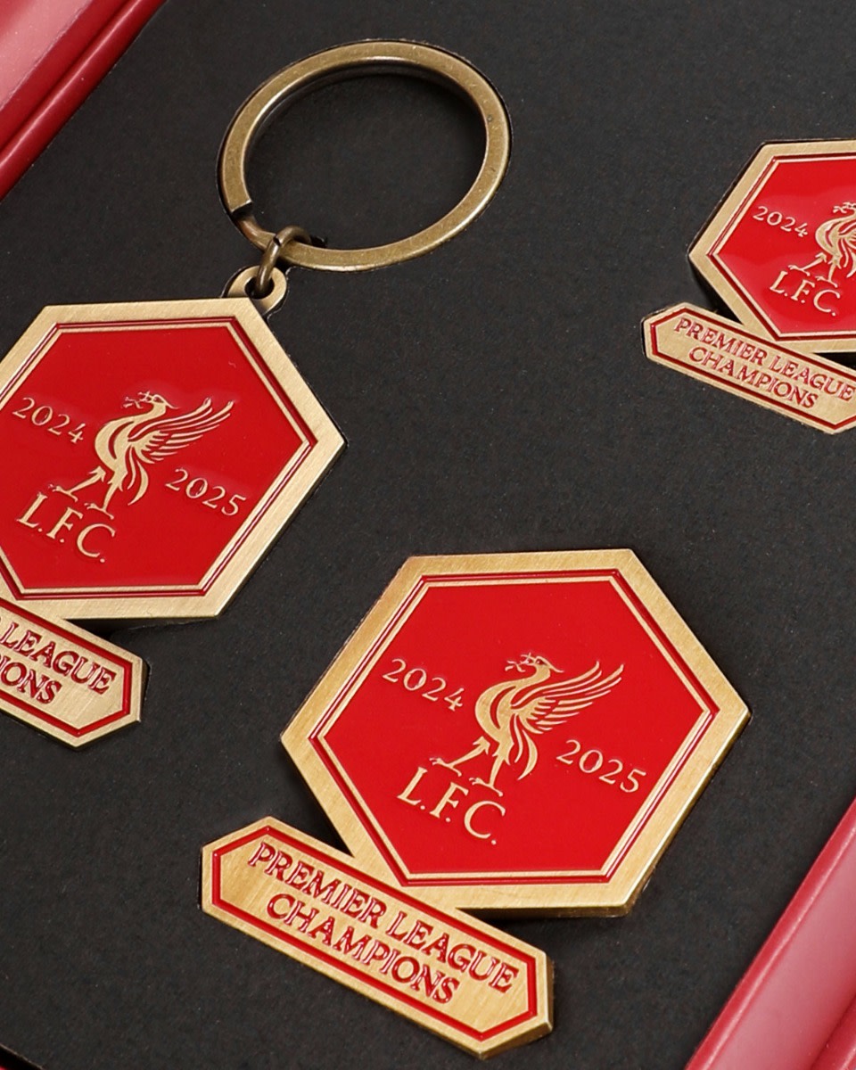 LFC Champions Badge, Keyring & Magnet Set - Image 2
