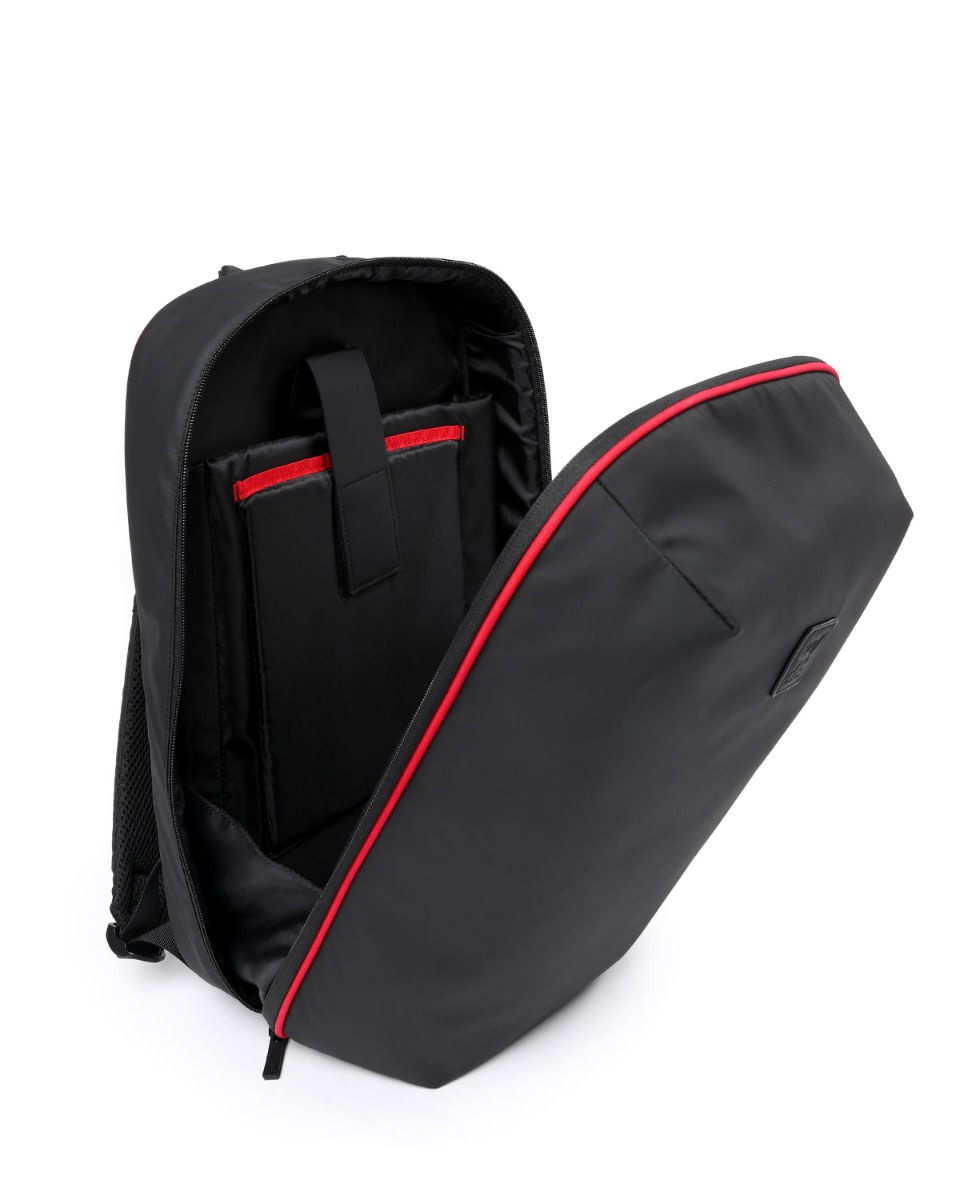 LFC Tech Rucksack - Image 2