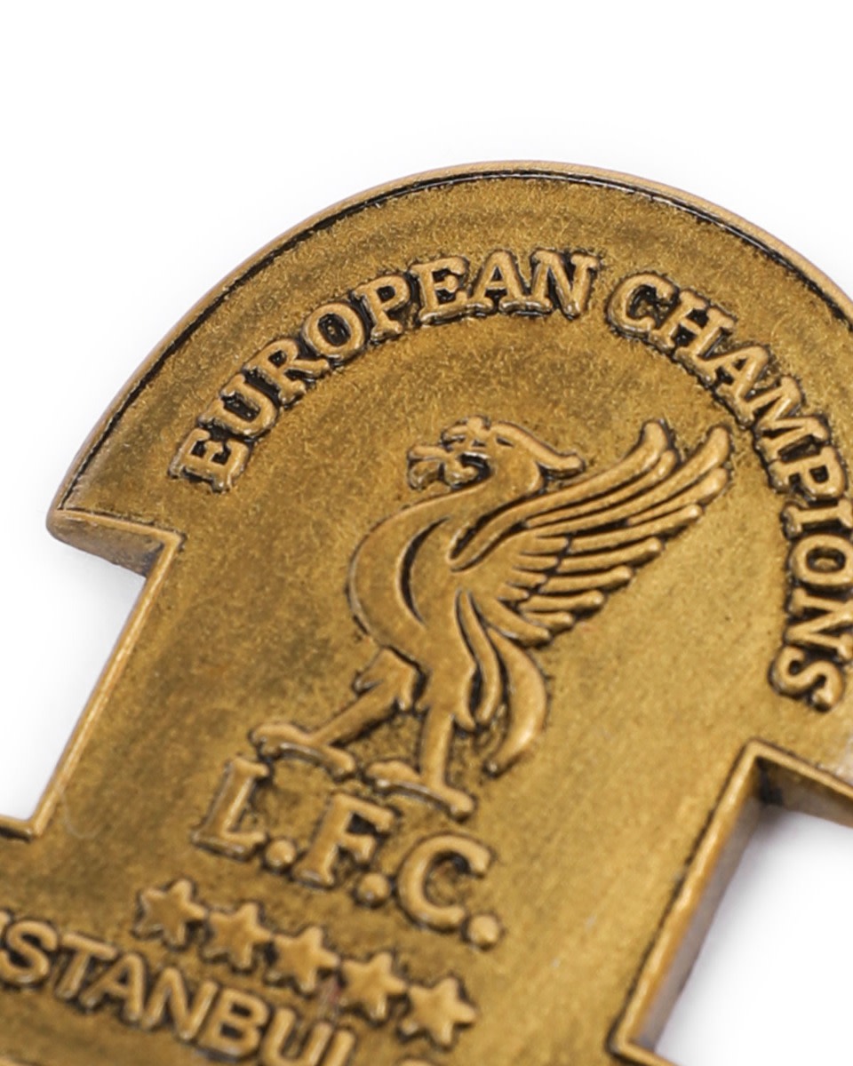 LFC Istanbul 2005 Badge & Keyring Set - Image 4