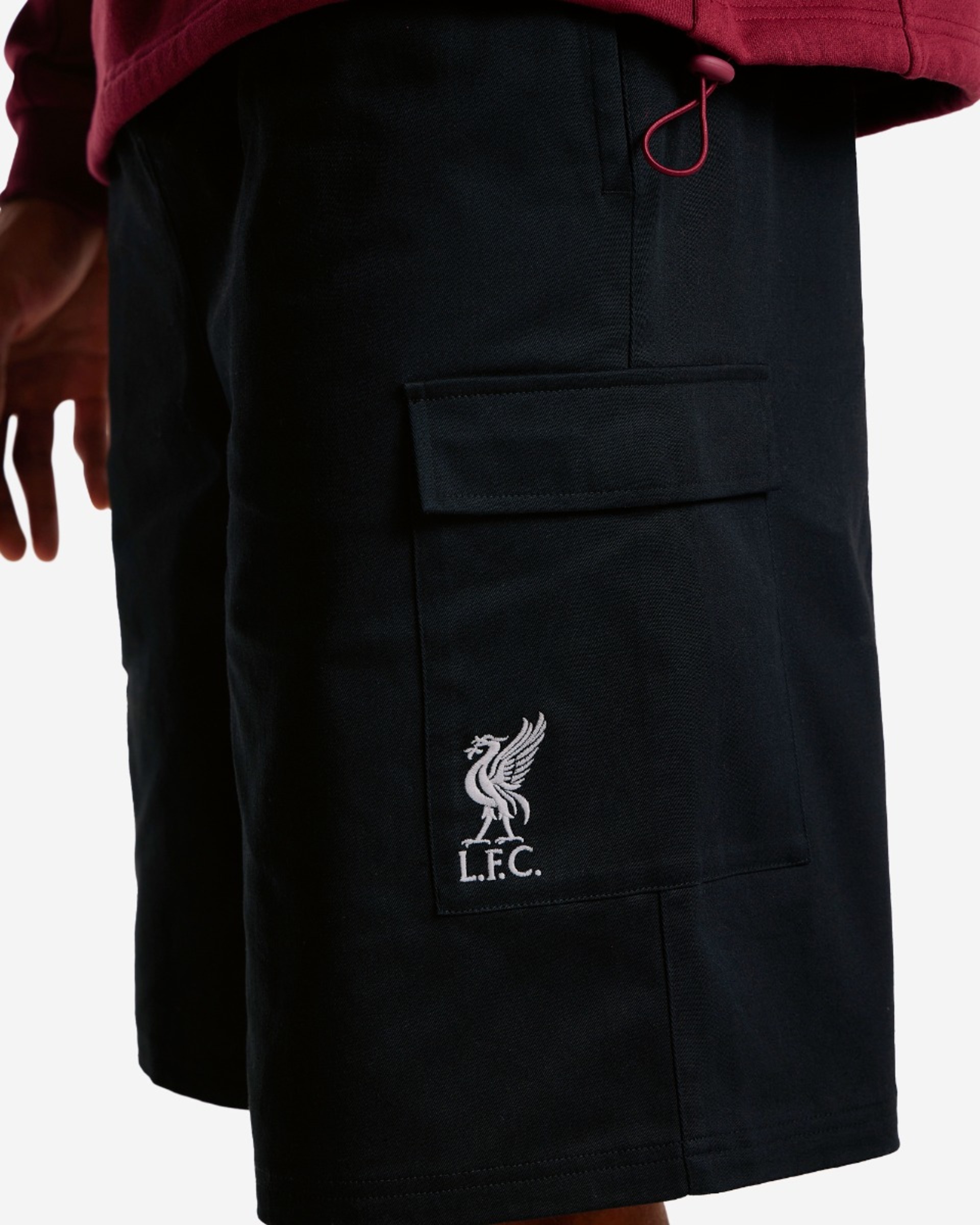 Short cargo YNWA LFC pour hommes - Image 3