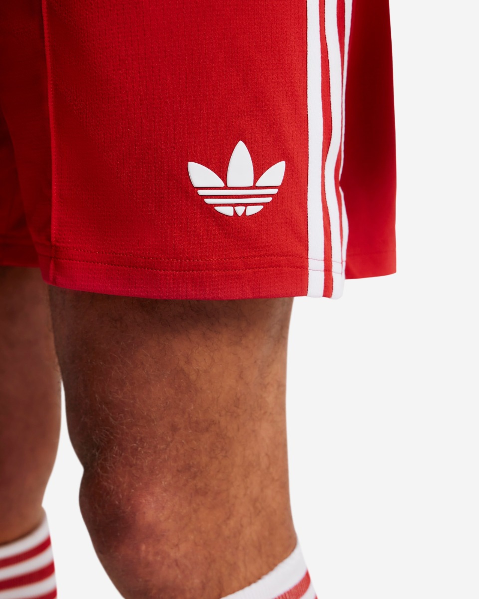 Pantalones cortos LFC adidas 26/27 Authentic para hombre, color rojo - Image 4