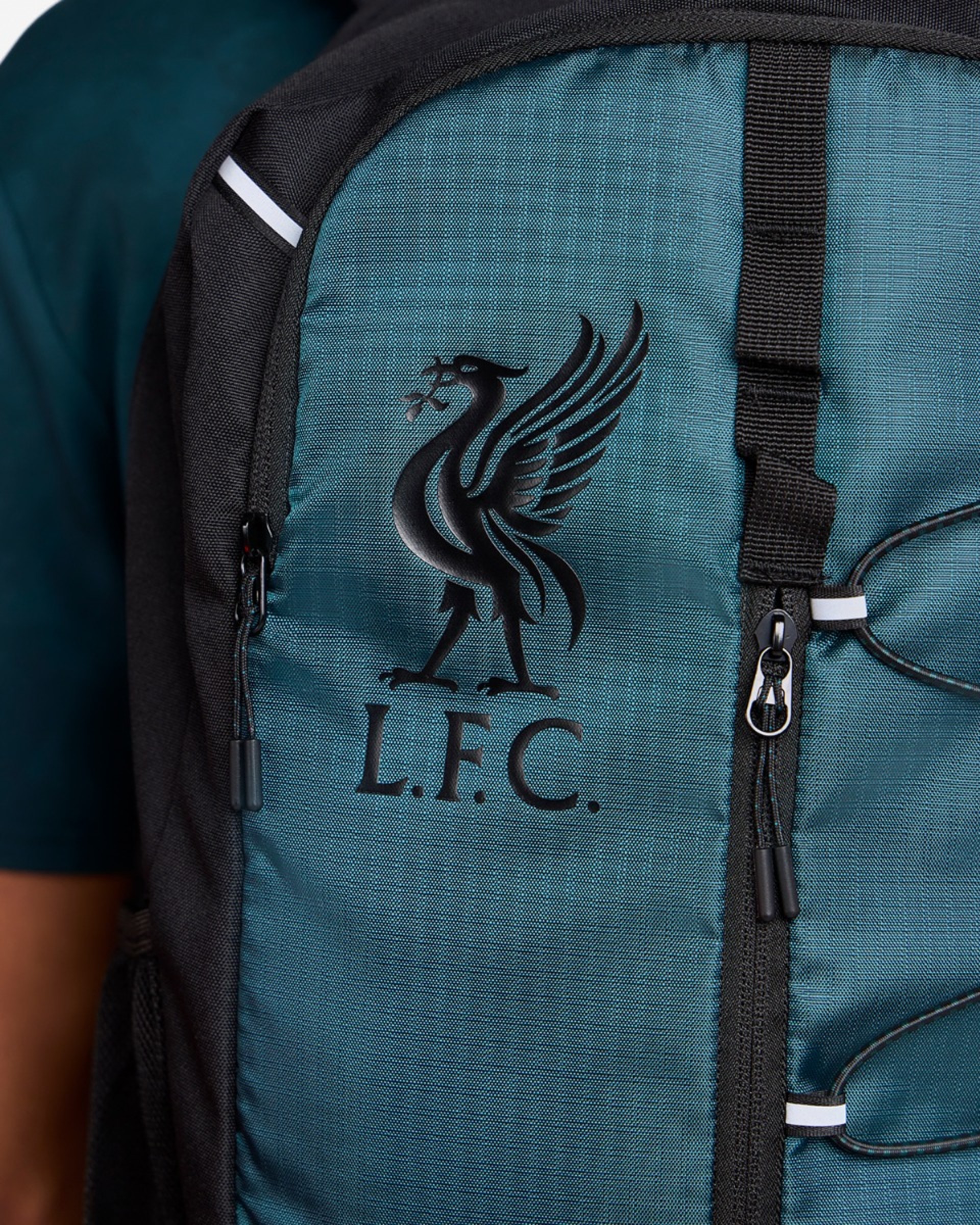 กระเป๋าเป้สำหรับผู้ใหญ่ LFC สีดำและสีน้ำเงิน - Image 3